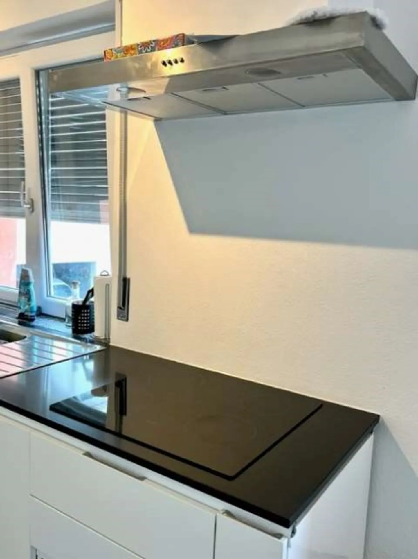 Beautiful House and Garden - Photo 13 of 20