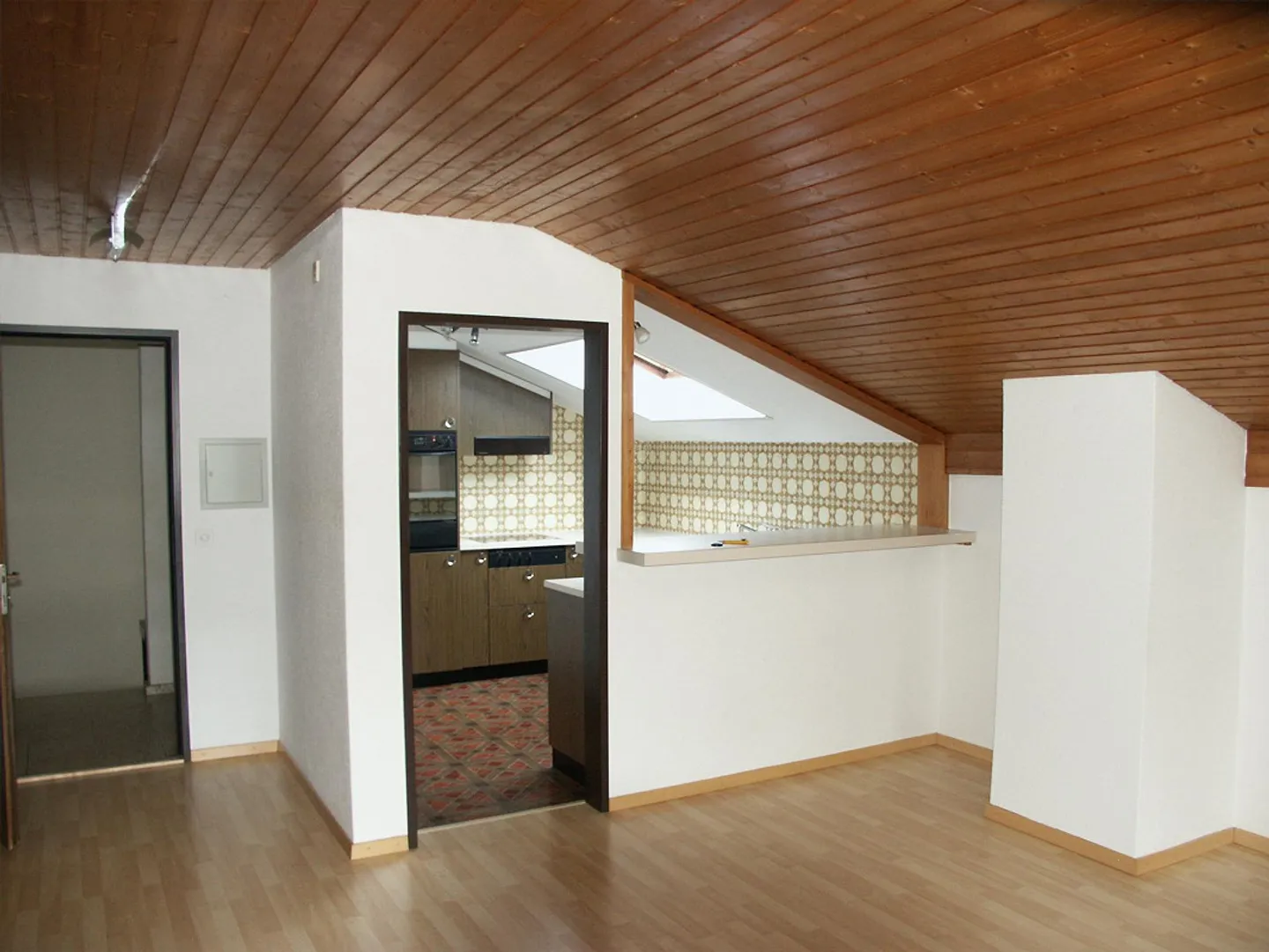 Bellissimo appartamento mansardato di 3,5 stanze - Foto 1 di 4