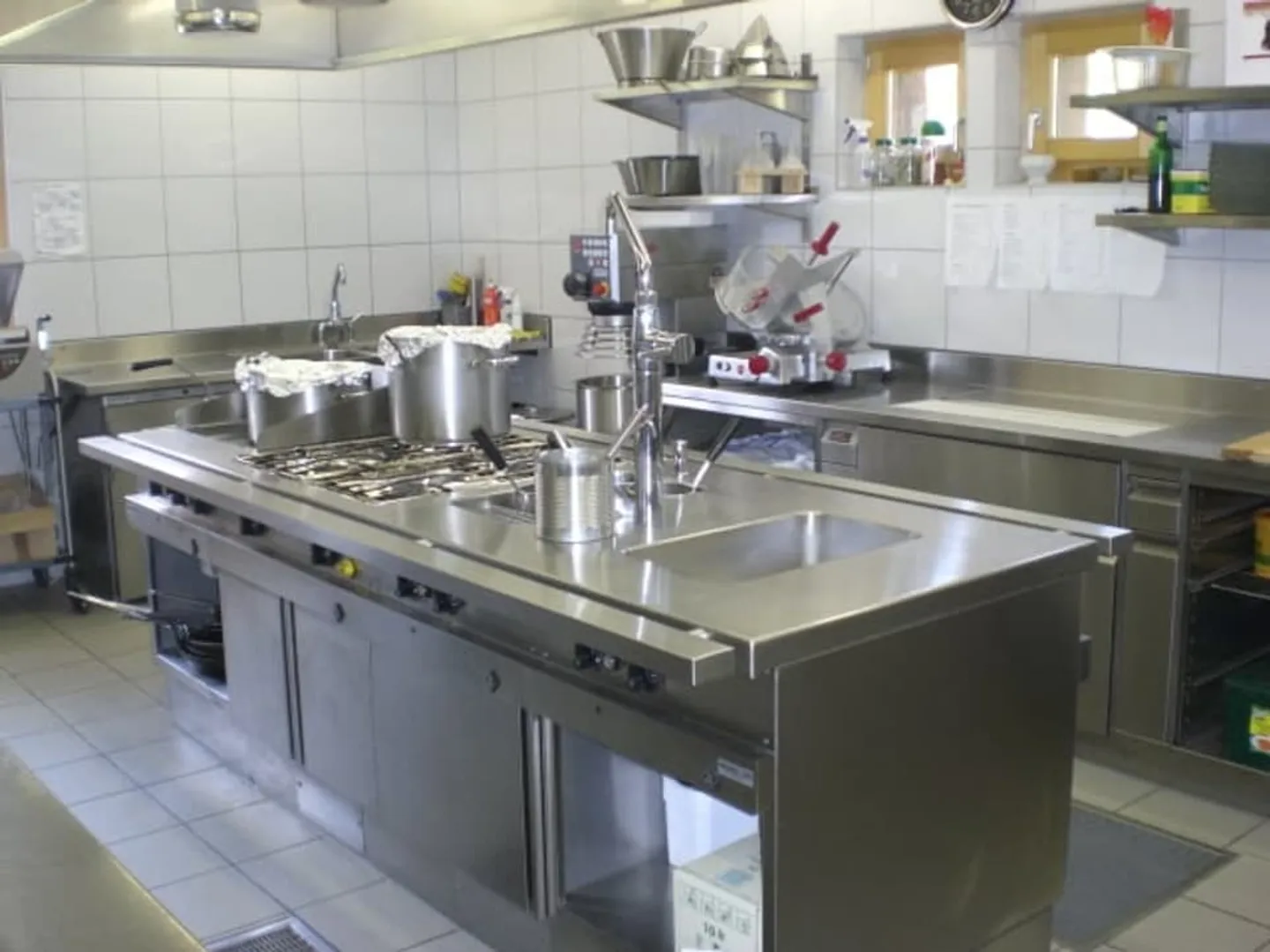 Restaurant "Le Virage" à Champoussin dans les Portes-du-Soleil - Photo 5 sur 9