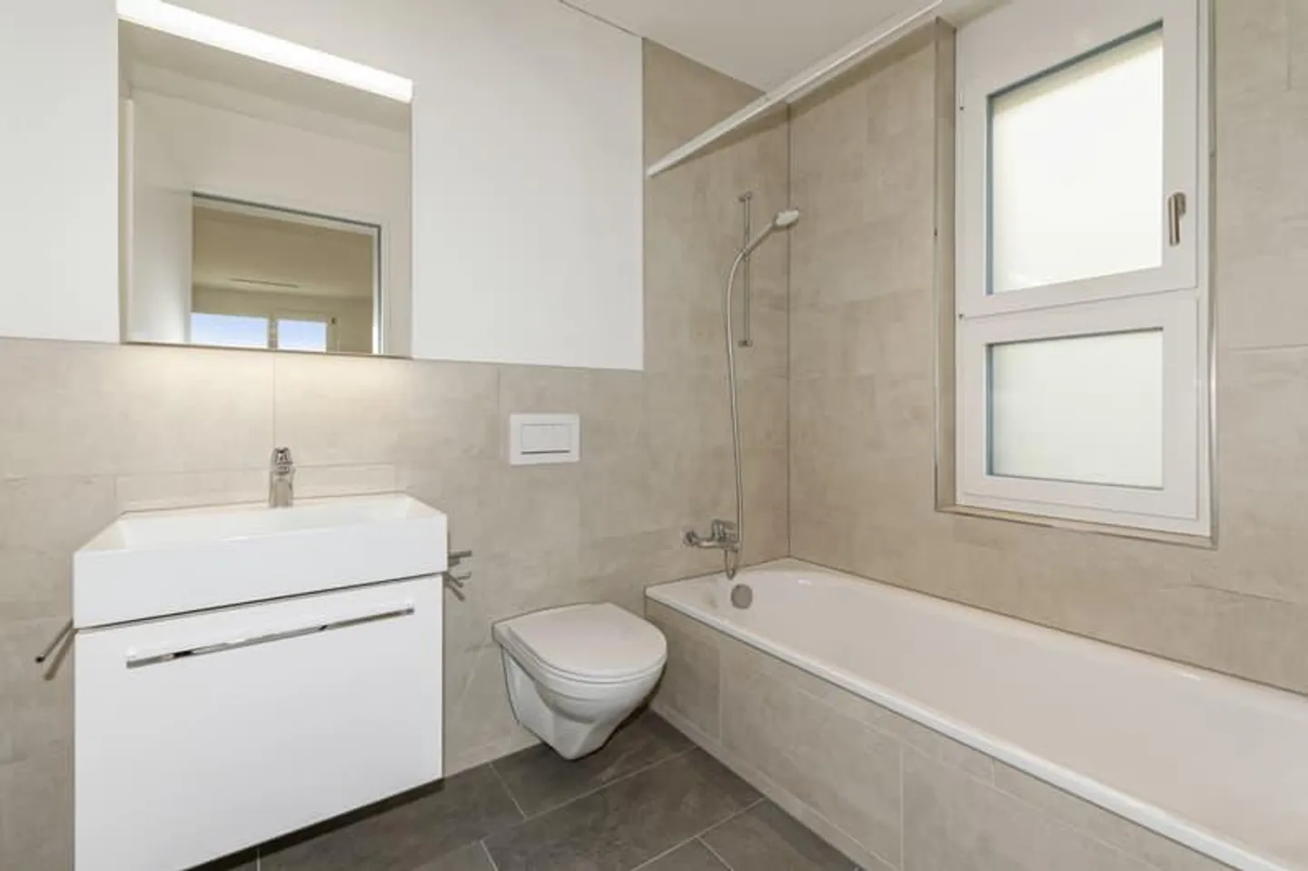 Neubauwohnung am See - Foto 4 von 6