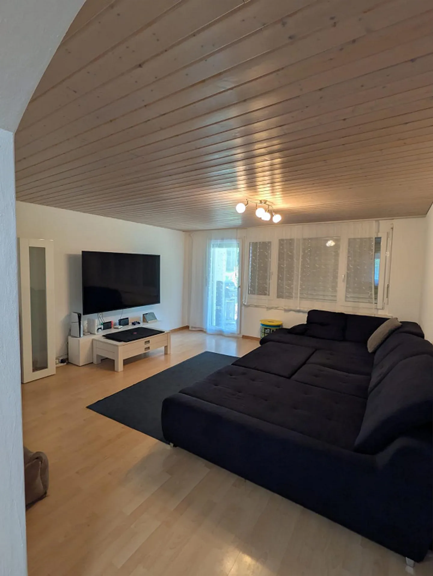 4.5 Zimmerwohnung mit Garten - Foto 4 von 10