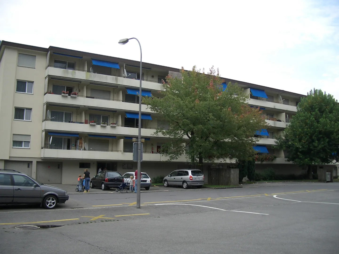 Living in the Linth area with a wonderful view of the Glarus mountains - Photo 2 of 9