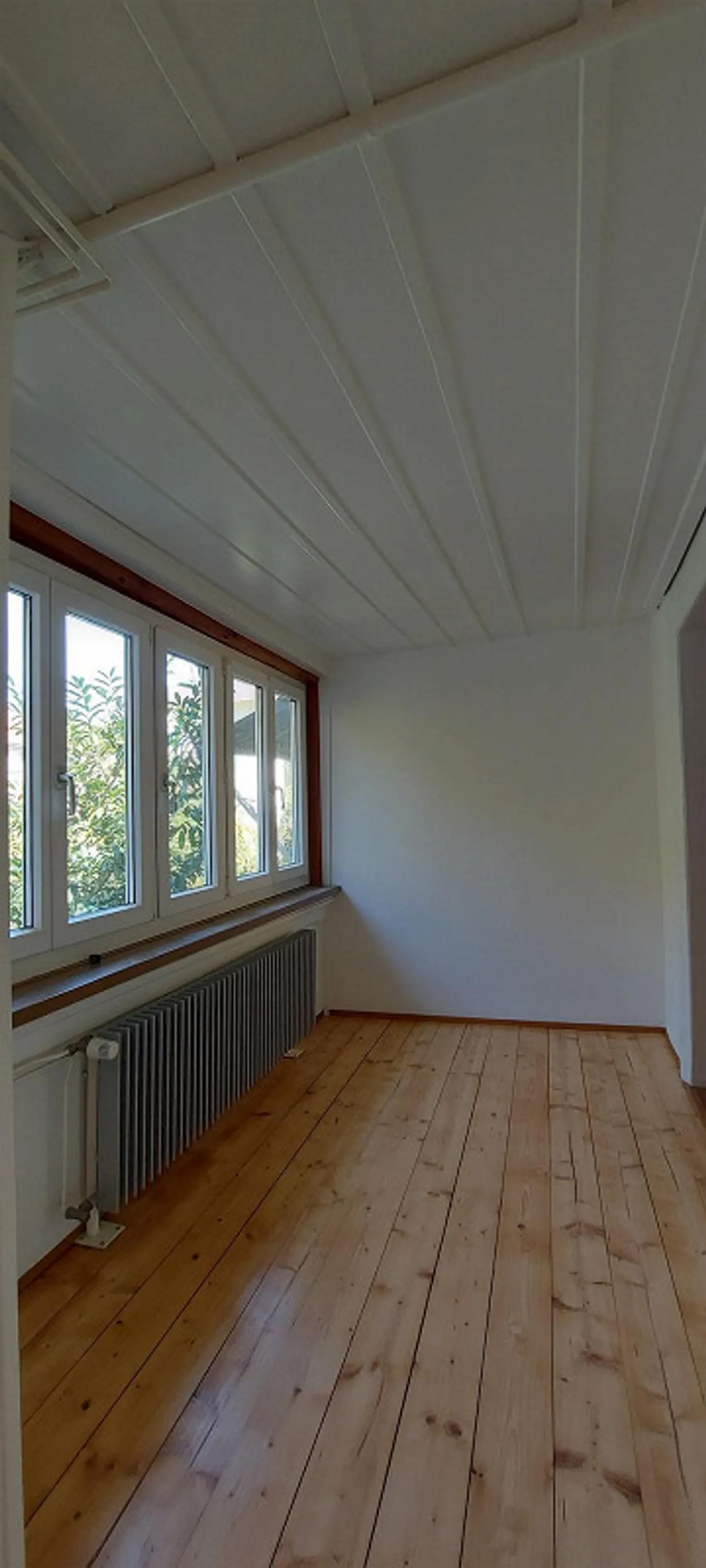 Appartamento duplex ristrutturato con stile nel cuore di Binningen - Foto 11 di 22