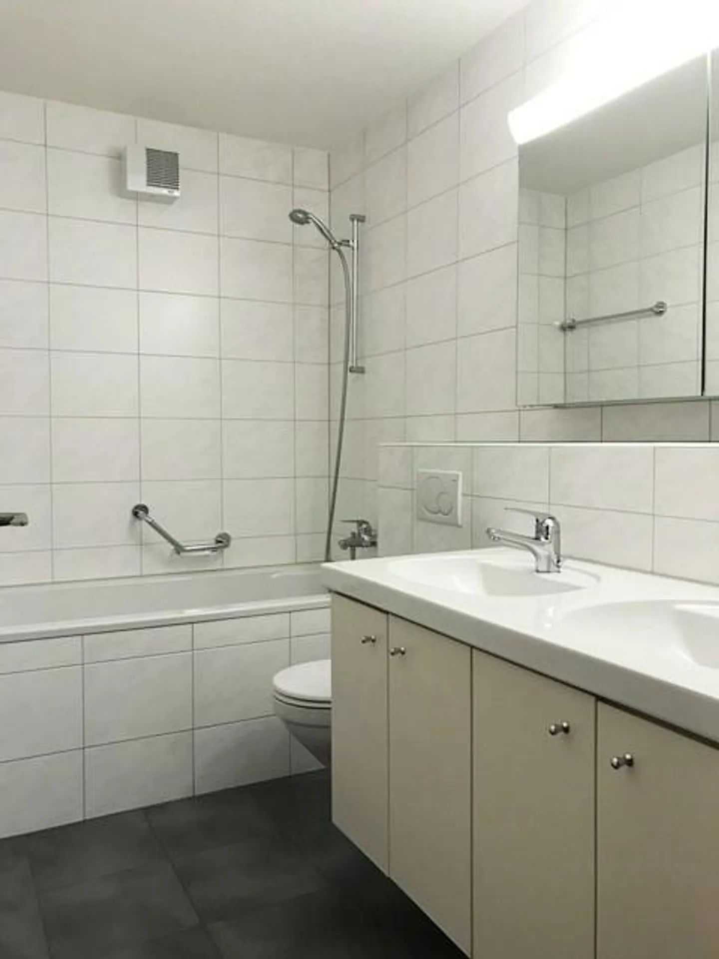 Familienfreundliche Wohnung mit Garten - Foto 3 von 4