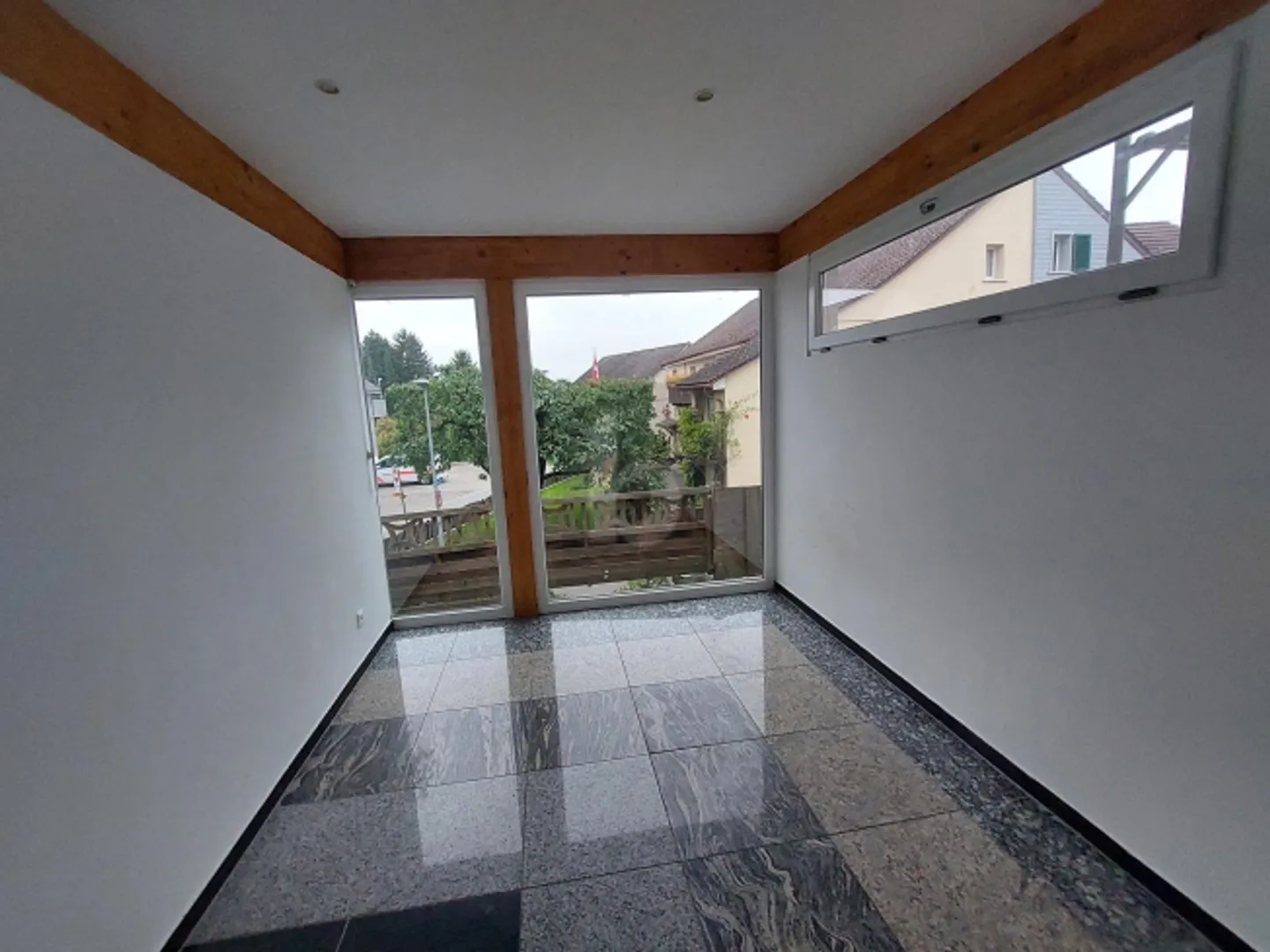 WITH WELLNESS OASIS AND LARGE TERRACE - Photo 3 of 5