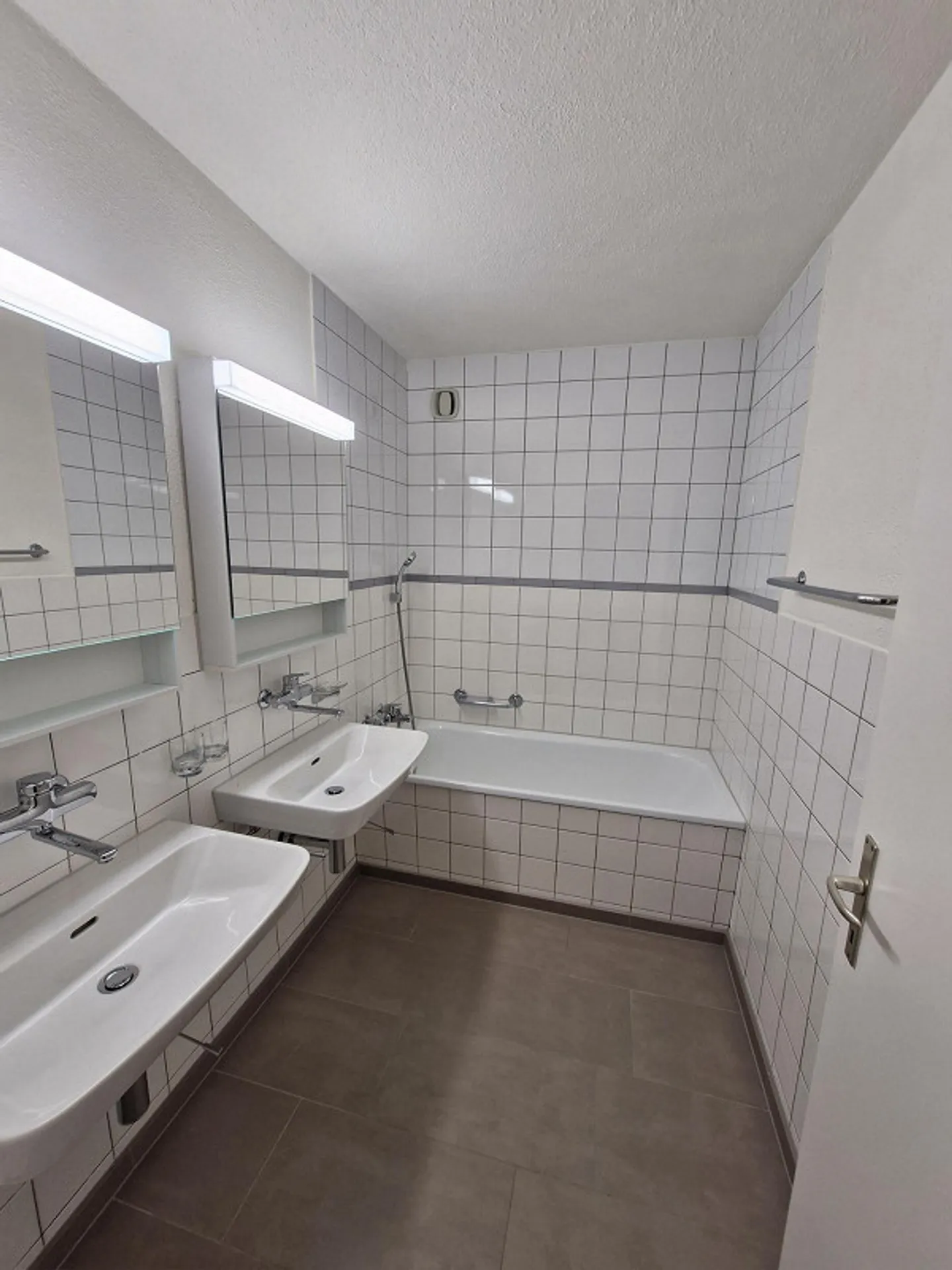 Charmant appartement de 3.0 pièces à louer à Flawil - Photo 2 sur 6