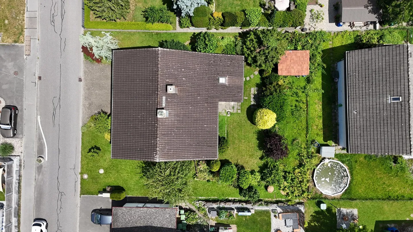 Incantevole casa unifamiliare con giardino spazioso - Foto 4 di 25