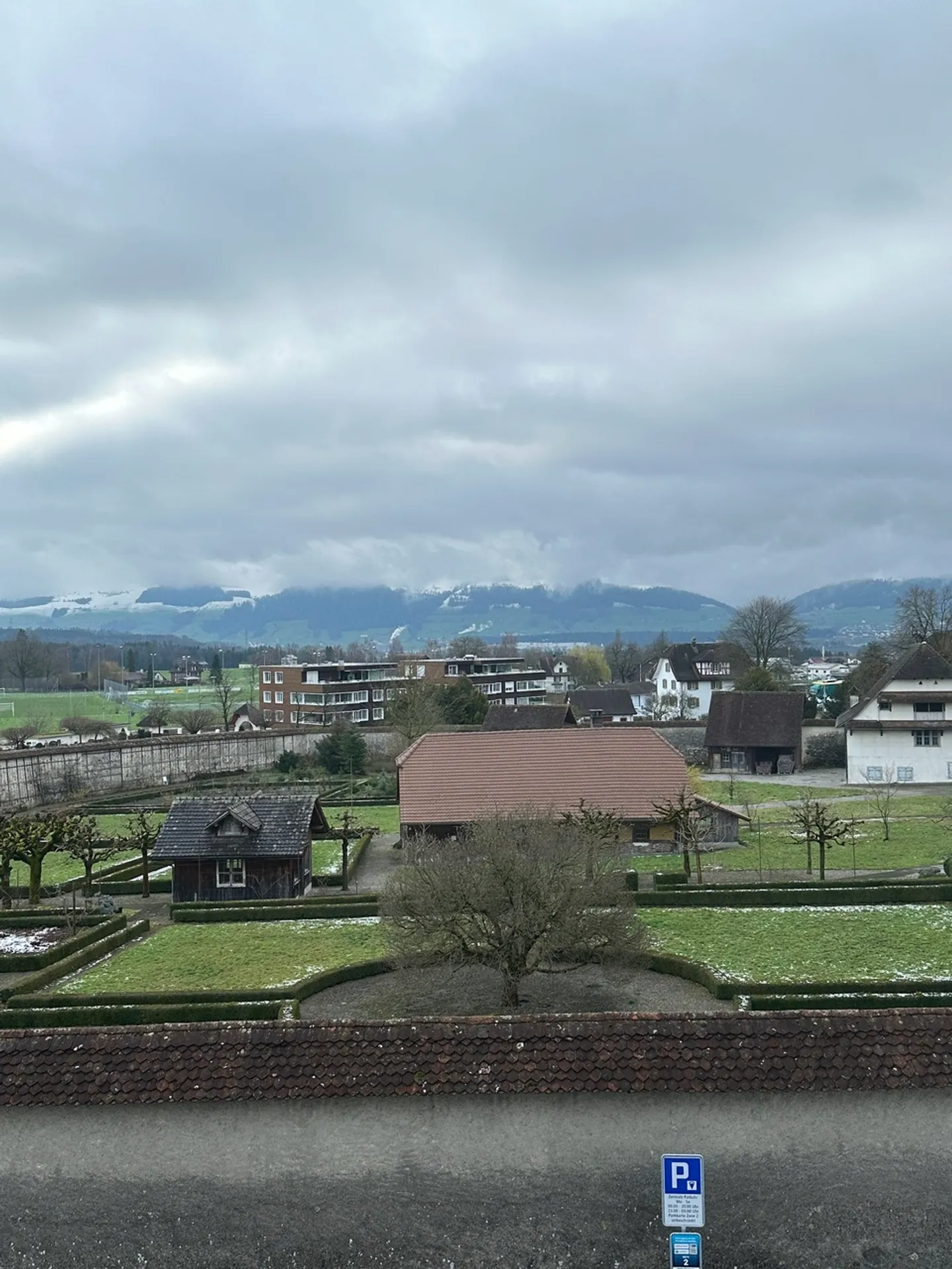 Magnifique appartement en attique de 3,5 pièces à Eschenbach - Photo 10 sur 13