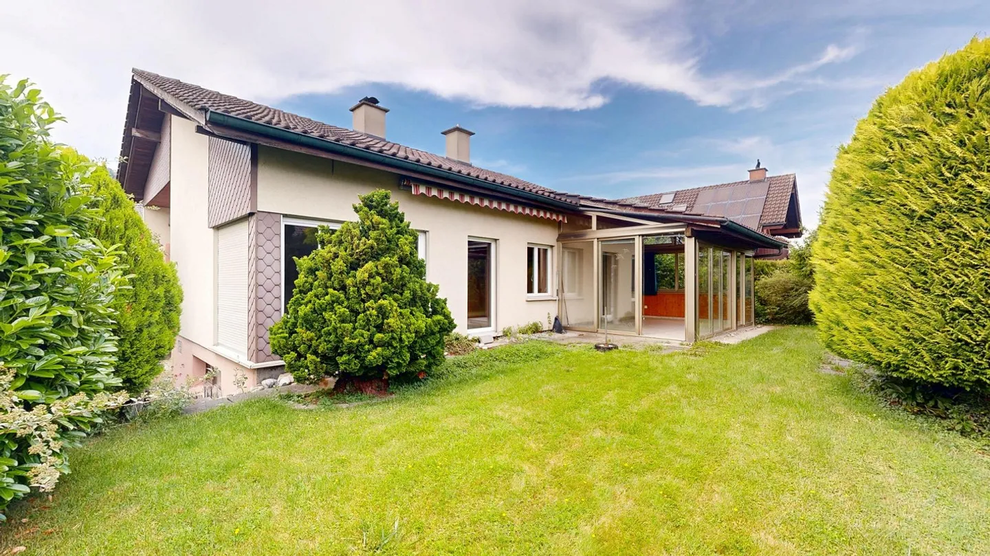 Incantevole casa unifamiliare con giardino spazioso - Foto 5 di 25