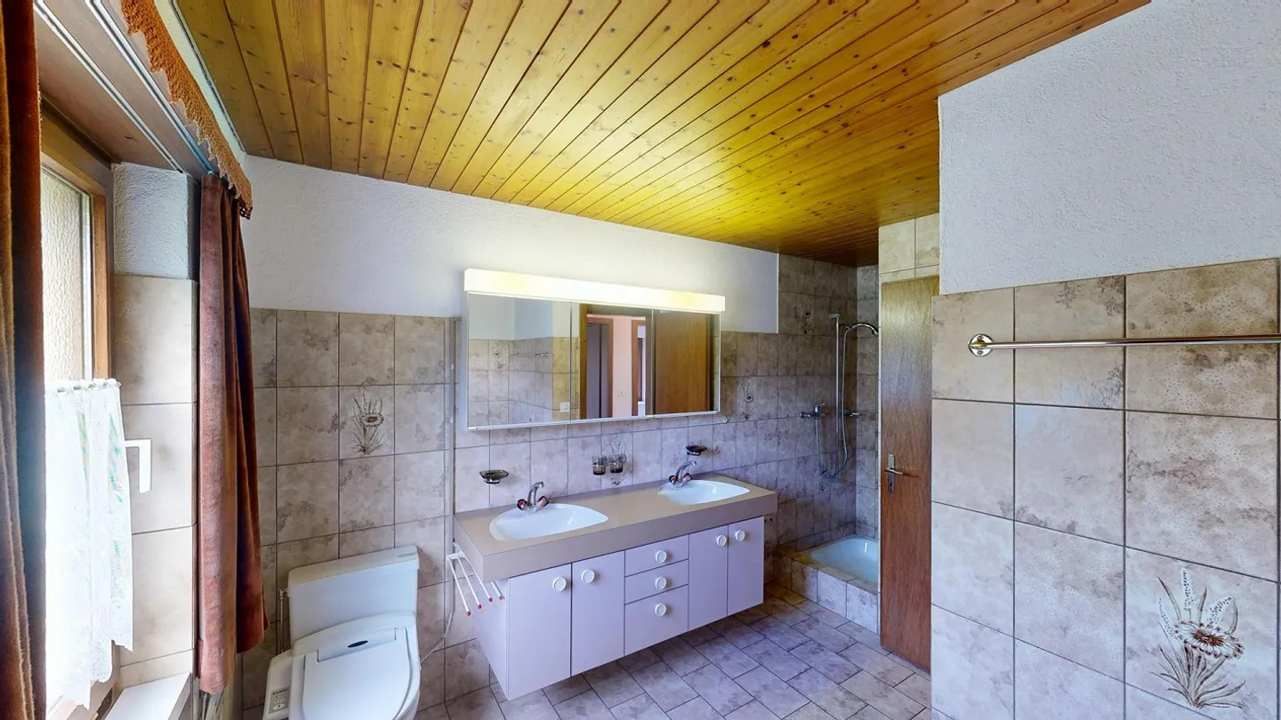 Incantevole casa unifamiliare con giardino spazioso - Foto 16 di 25