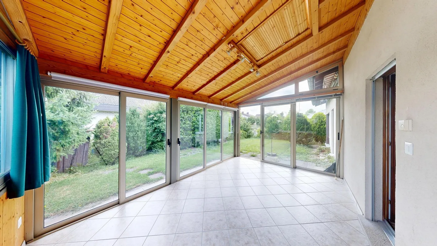 Incantevole casa unifamiliare con giardino spazioso - Foto 18 di 25