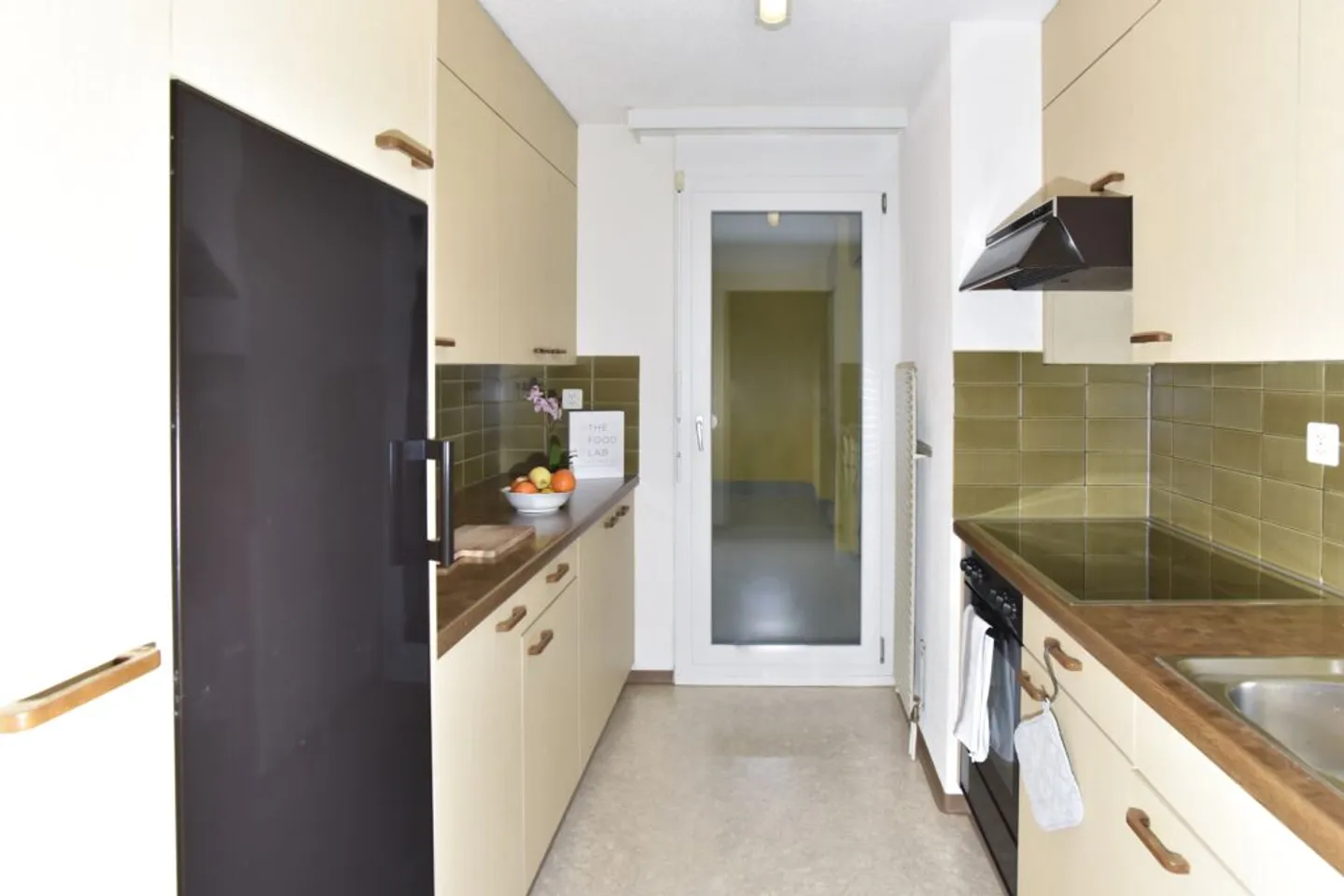 3.5 Room Apartment with Public Transport Connection - Photo 8 of 9