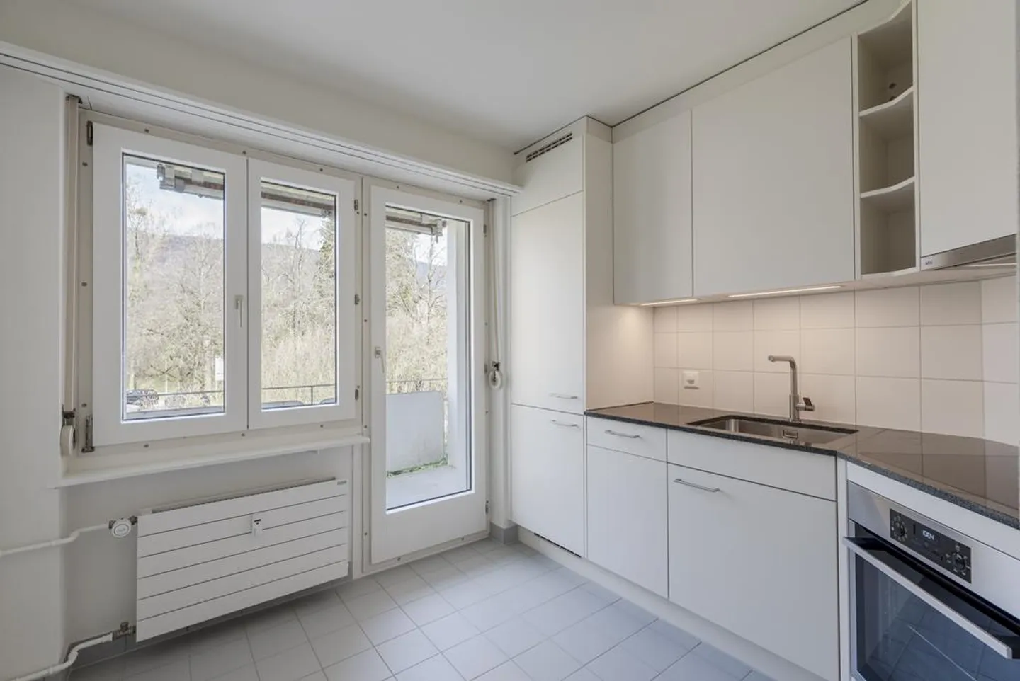 Preiswertes Apartment Nähe Stadt - Foto 3 von 12