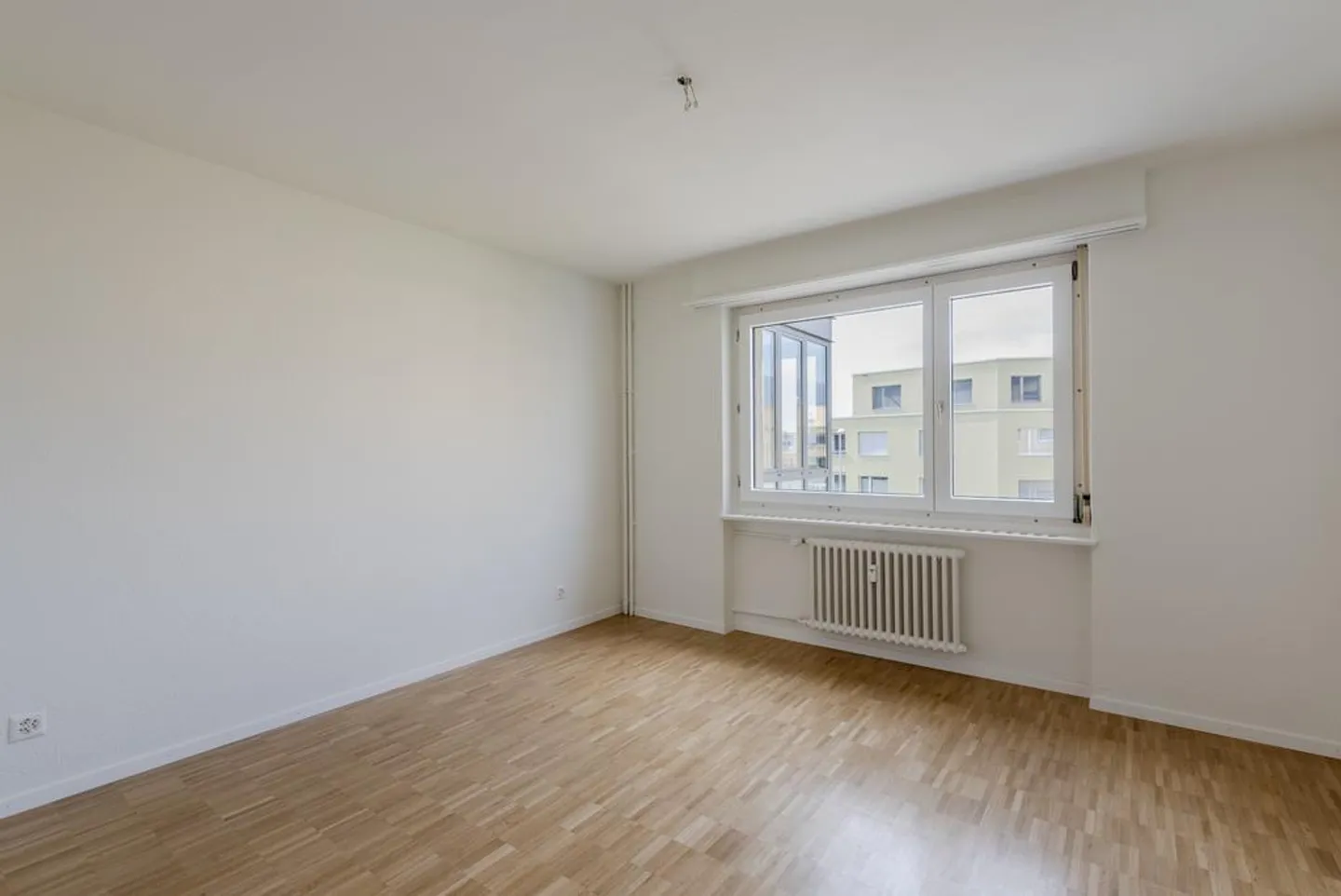 Preiswertes Apartment Nähe Stadt - Foto 8 von 12