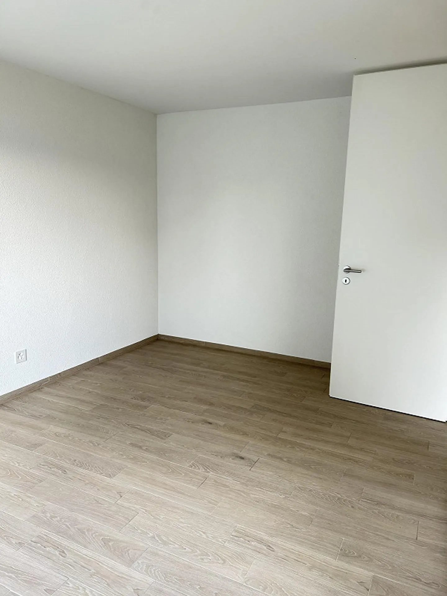 moderne 2.5-Zimmer-Wohnung im EG zu vermieten - Foto 5 von 9