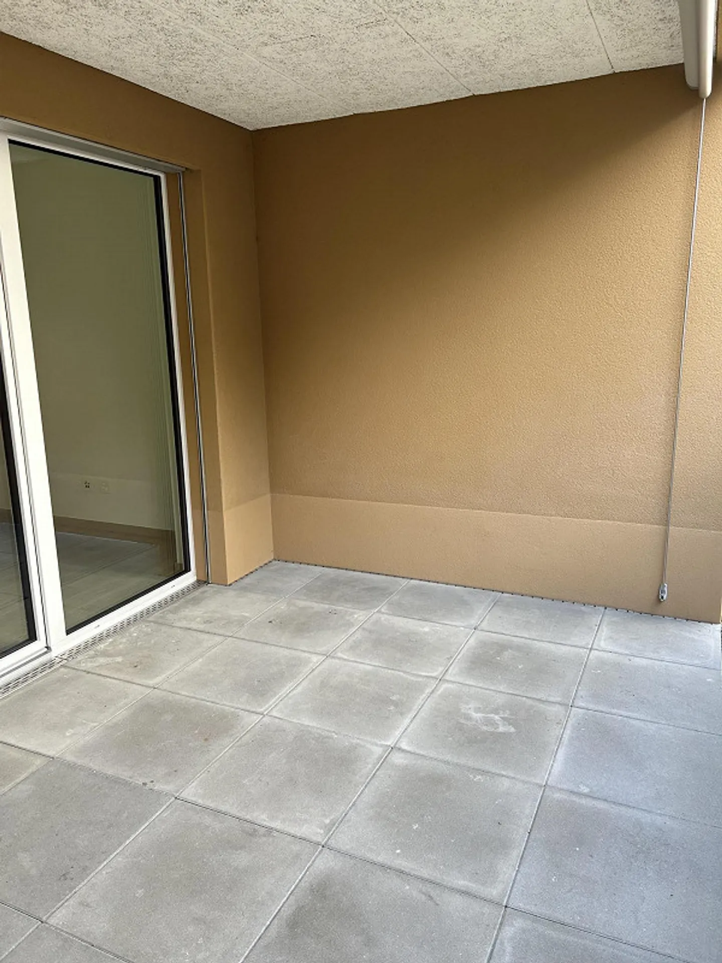 moderne 2.5-Zimmer-Wohnung im EG zu vermieten - Foto 7 von 9