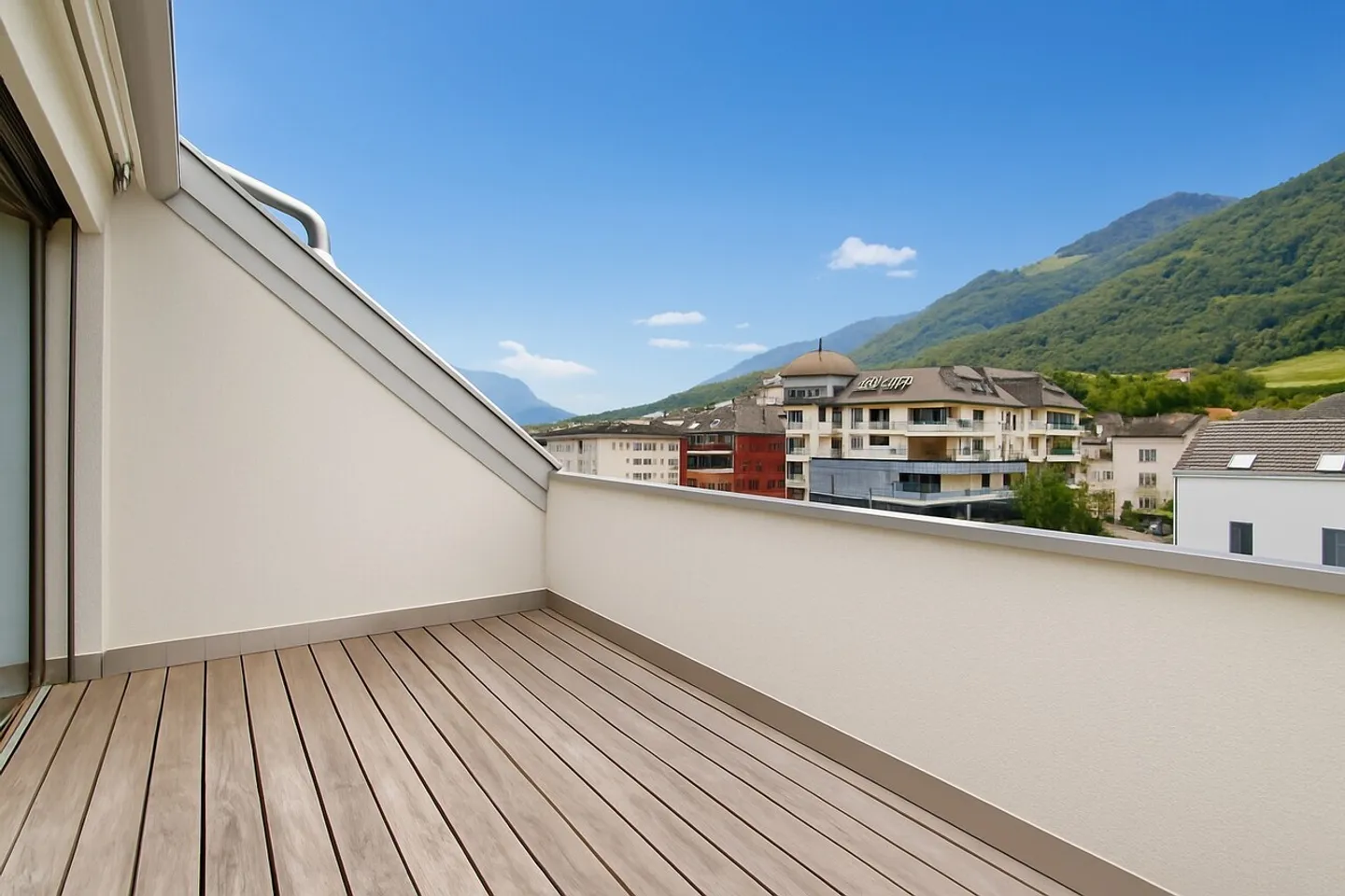 Modern apartment with style - Photo 5 of 13