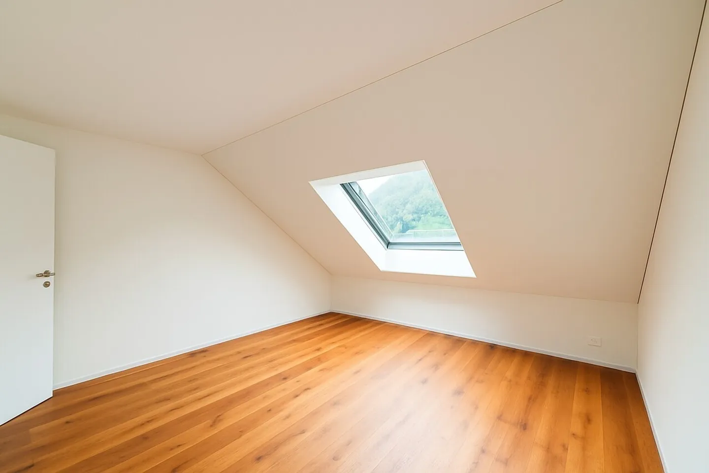 Modern apartment with style - Photo 8 of 13