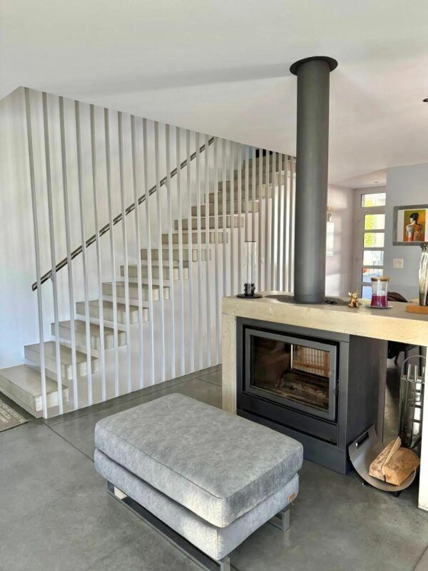 Maison individuelle lumineuse et unique dans un quartier résidentiel à Gravesano - Photo 3 sur 12