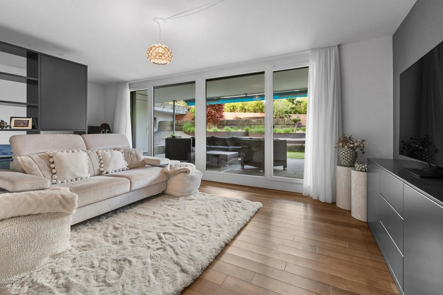 Elegante Wohnung mit Garten - Foto 7 von 12