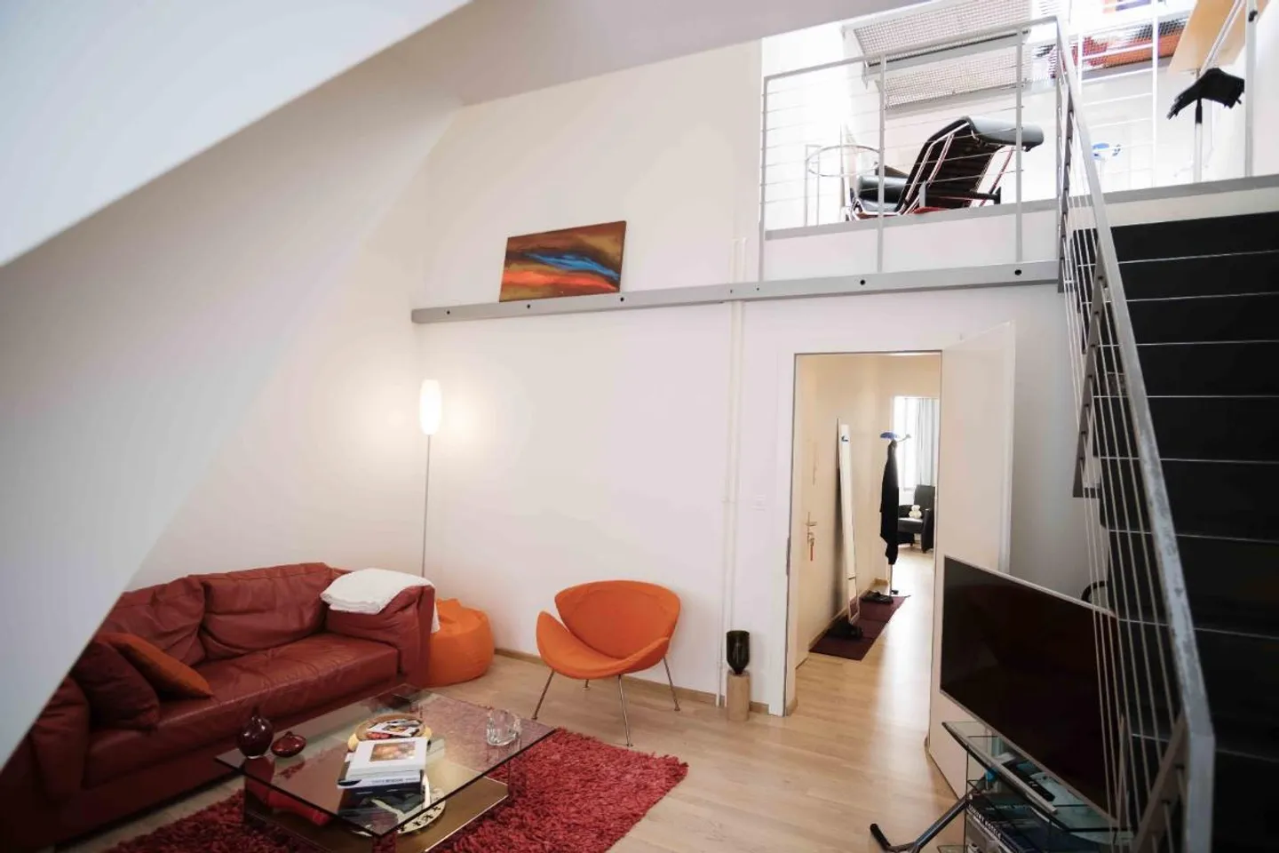 «ALTERNATIVA HOTEL, - AFFITTI SETTIMANALI per 4 persone, LOFT URBANO.» - Foto 3 di 8