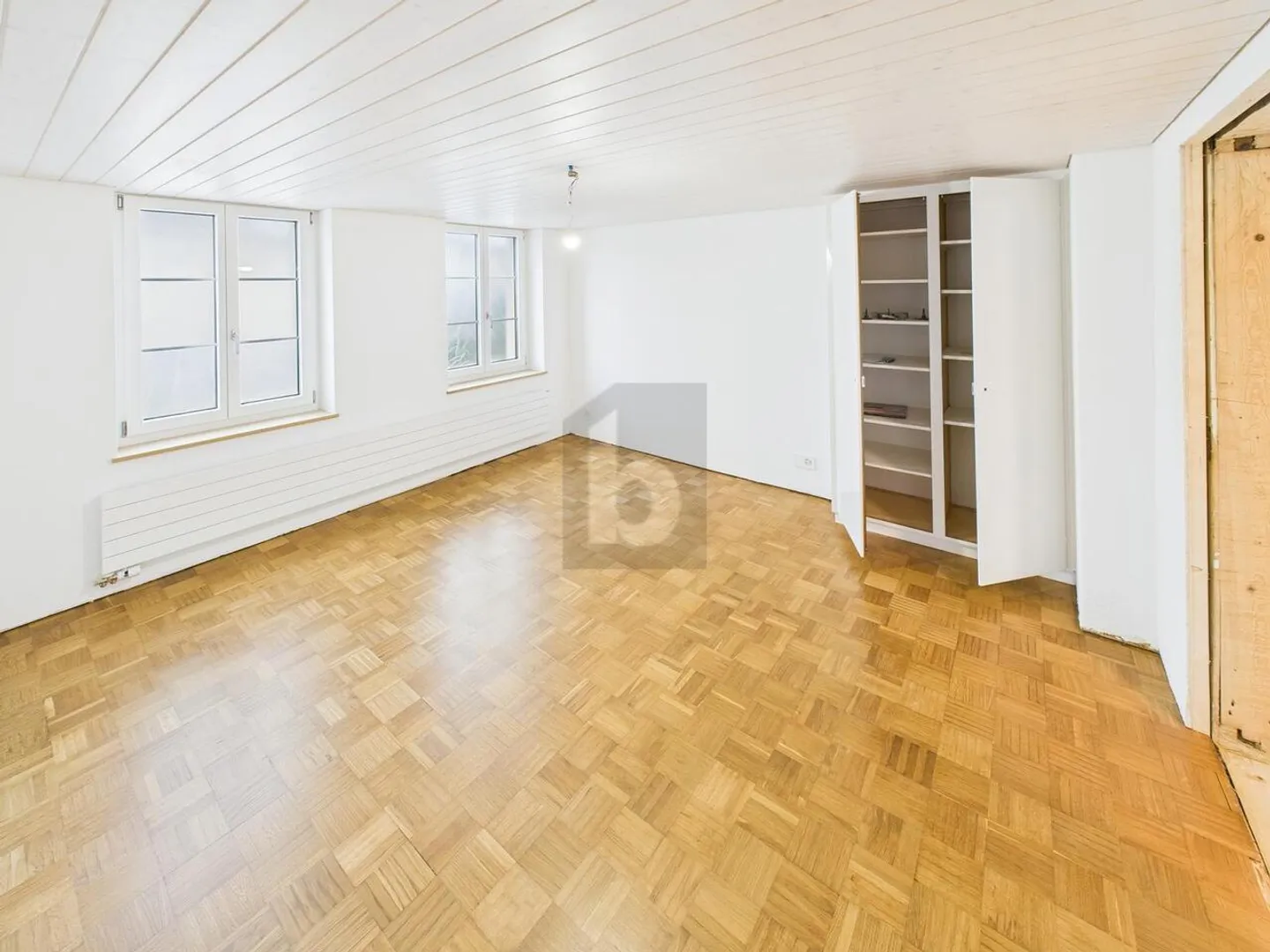 FRISCH RENOVIERT MIT AUSSICHT - Foto 4 von 6