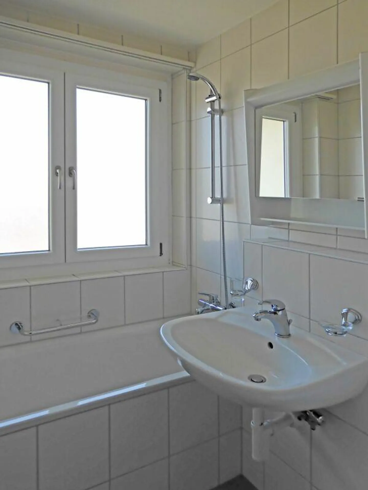 Appartement confortable de 3.0 pièces près du lac - Photo 5 sur 7