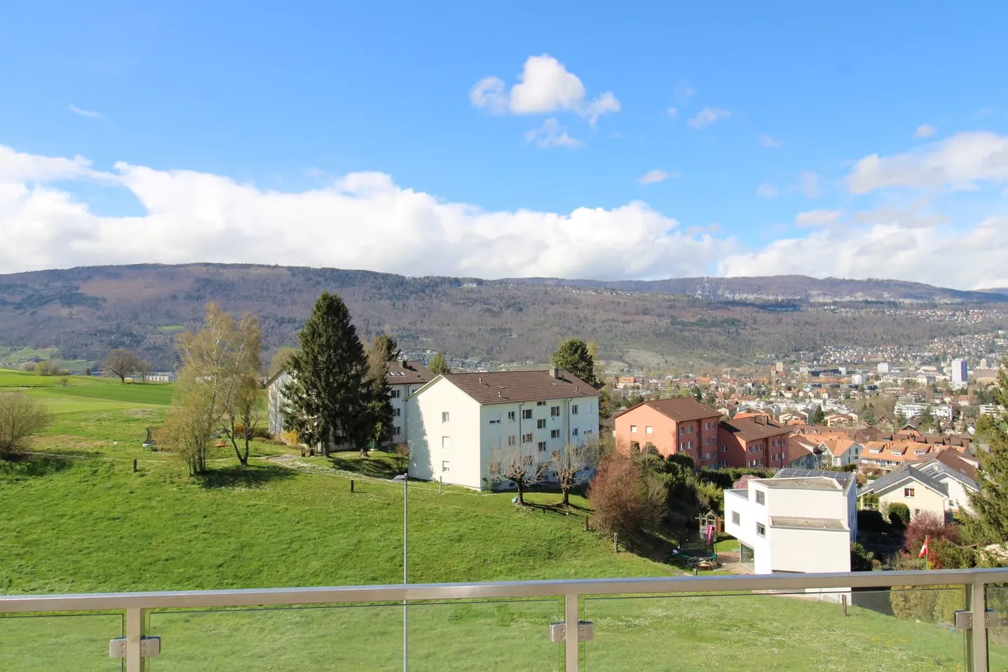 Riesige Terrasse mit atemberaubender Aussicht an bevorzugter Lage - Foto 4 di 14