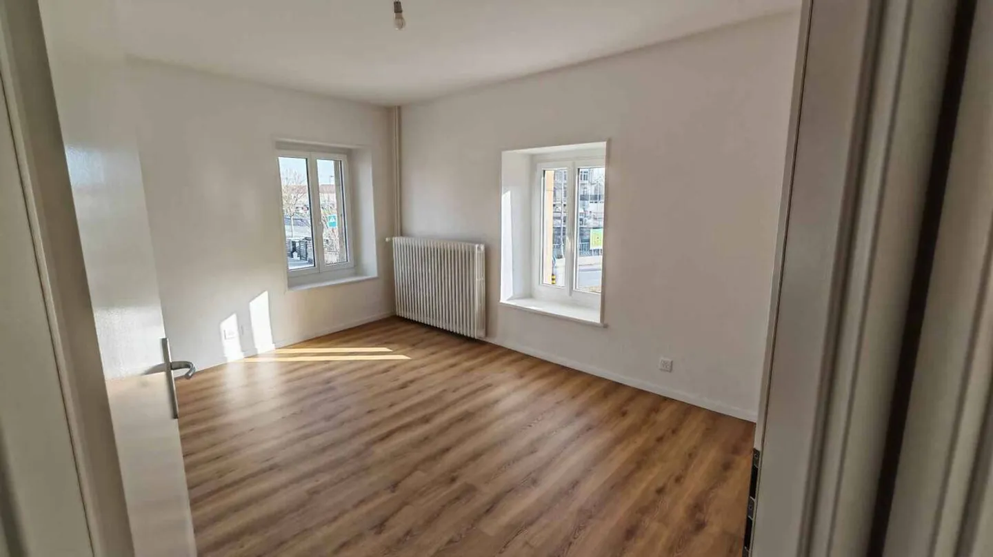 For rent: Superb 3.5-room apartment fully renovated - Photo 10 of 13