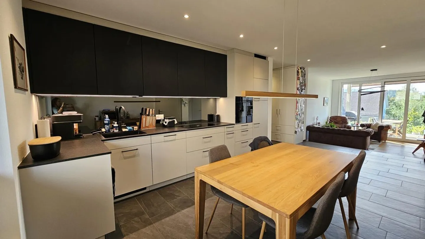 Modern 4.5-room condominium in family-friendly development - Photo 5 of 16