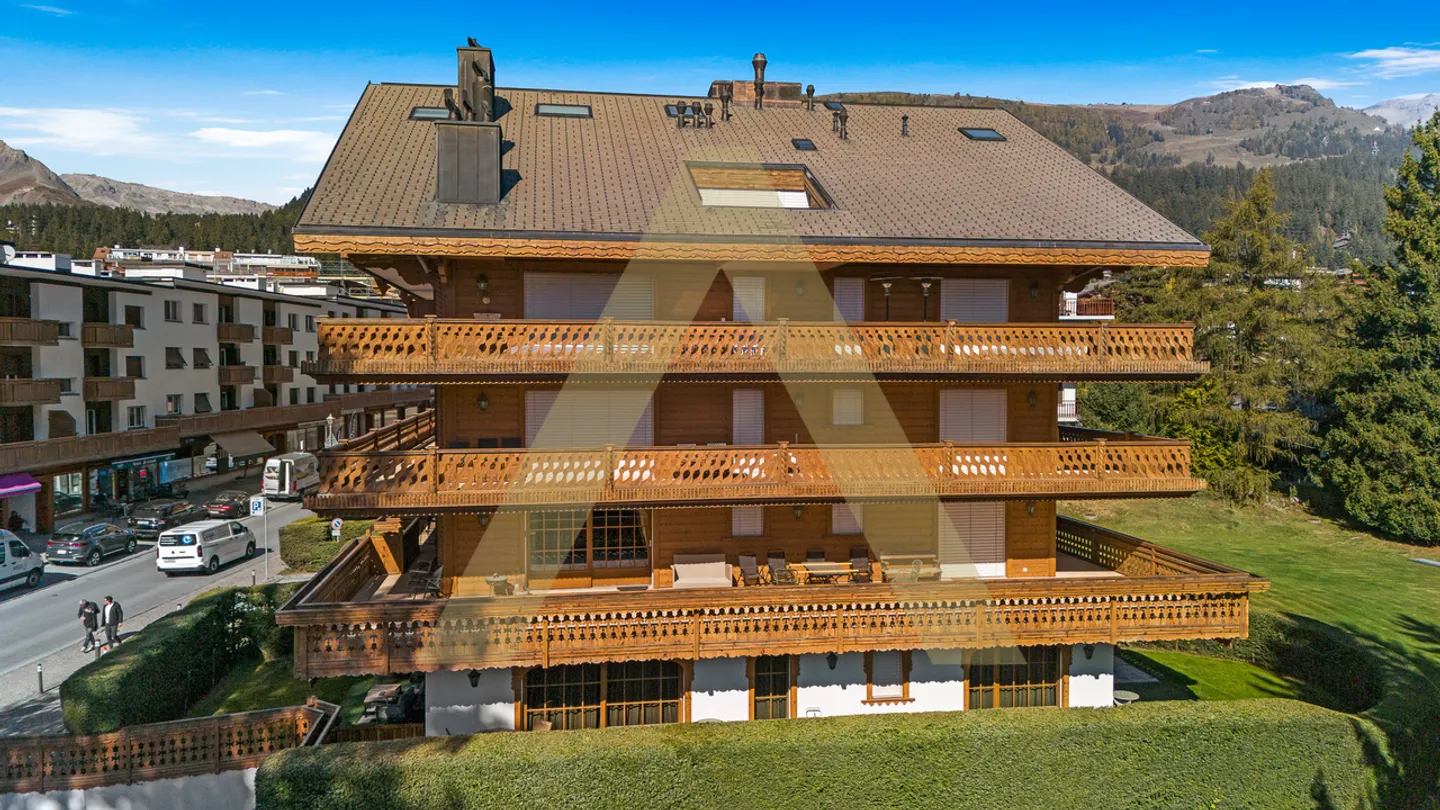 Sontuoso appartamento all'ingresso della stazione - Foto 3 di 3