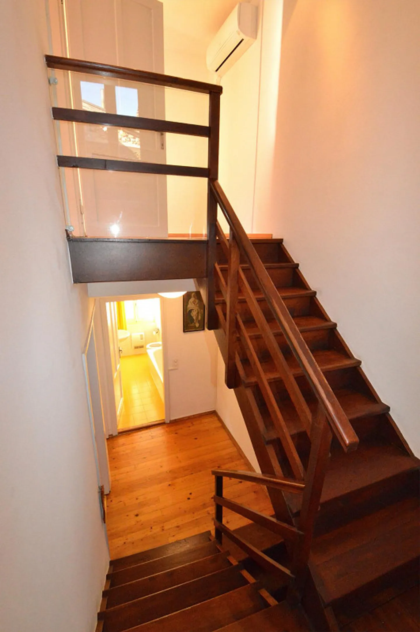 Maison de village rénovée avec style dans le centre historique de Morcote - Photo 8 sur 13