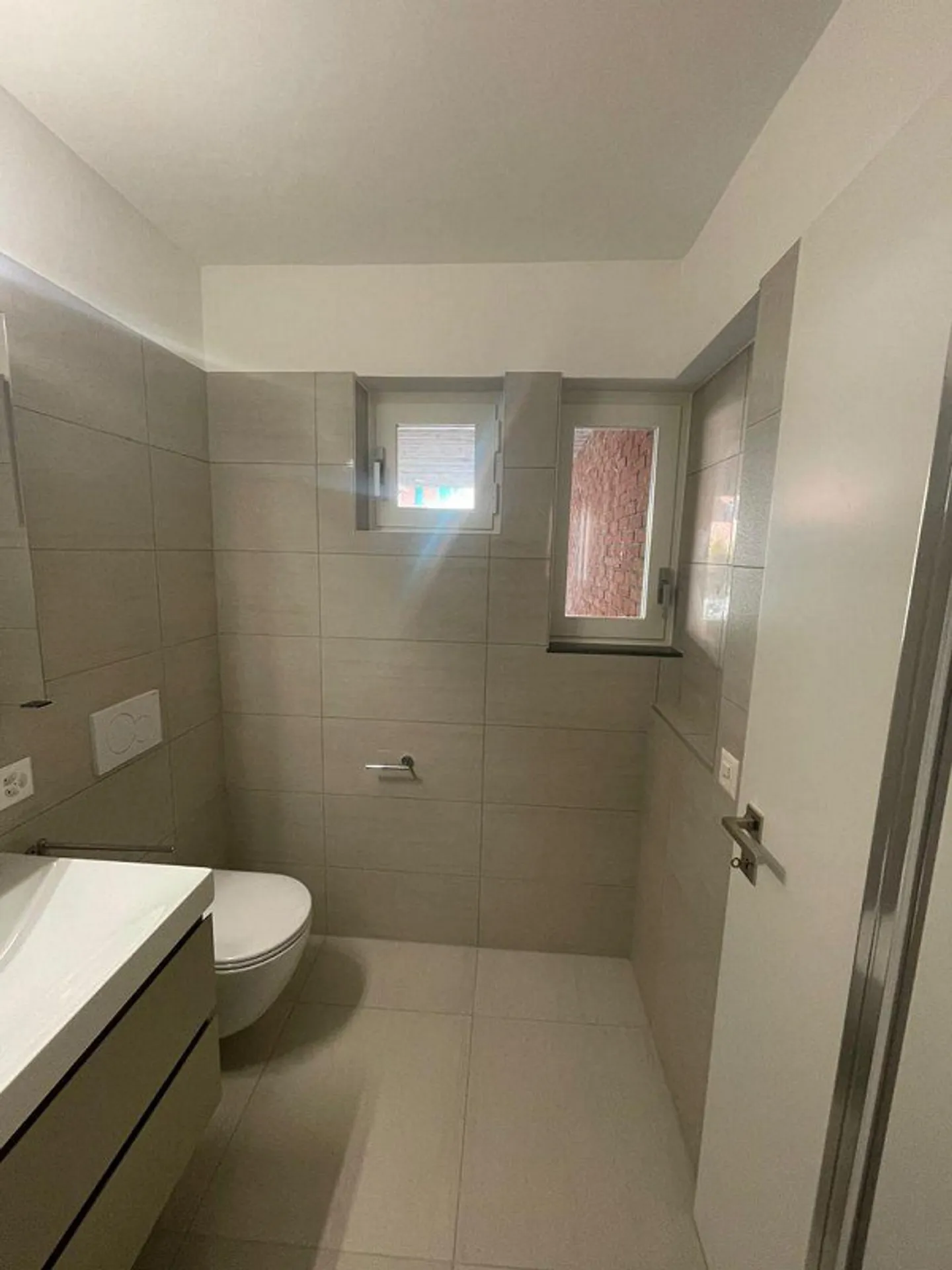 Renovated 5.5-room terraced house - Photo 7 of 13