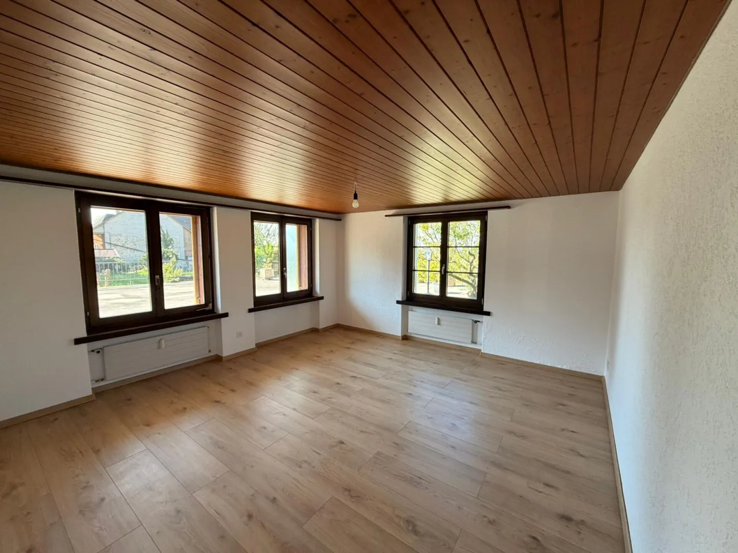 Cozy 3-room apartment in a rural location - Photo 4 of 9