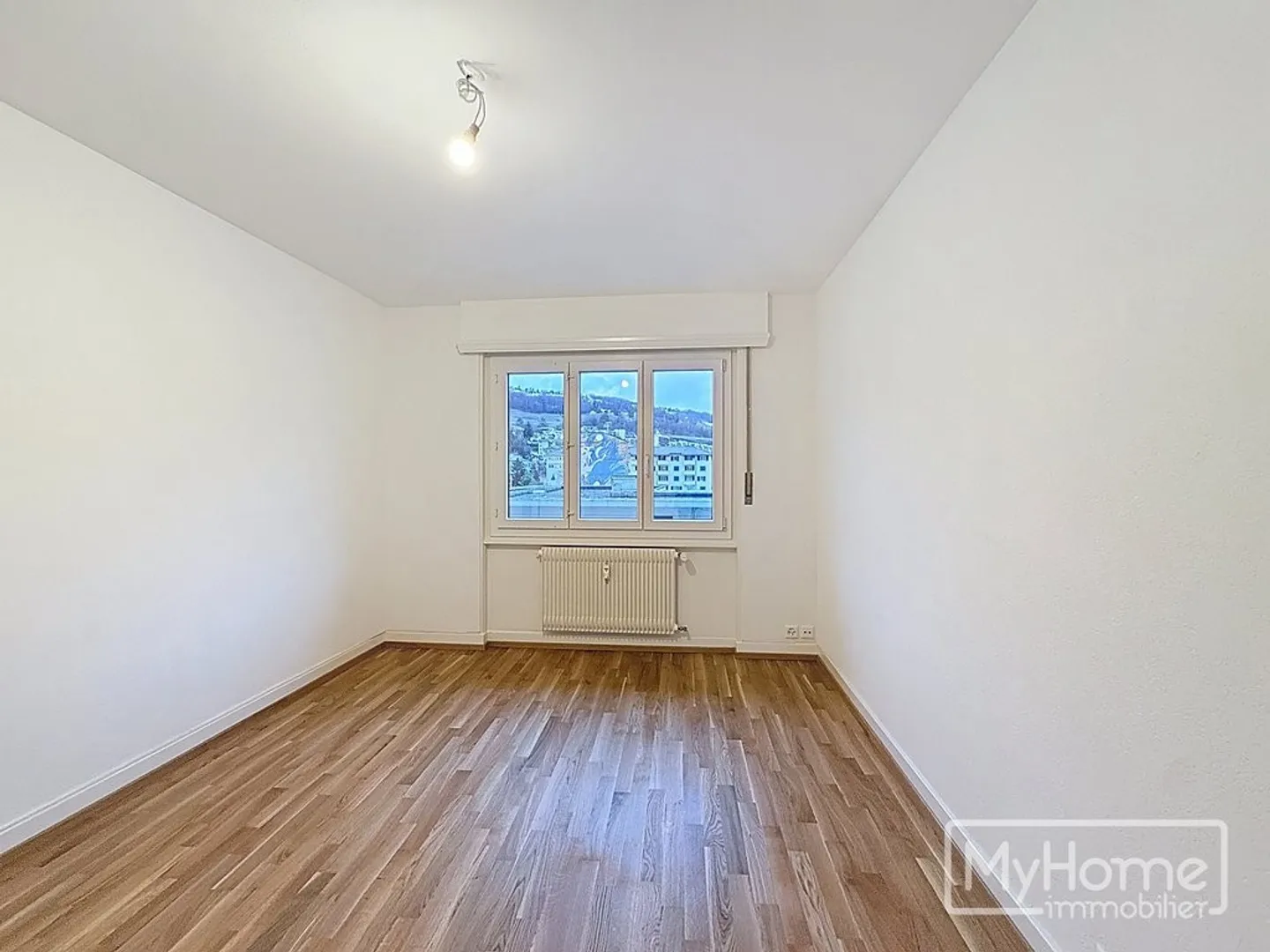 Einzigartige Gelegenheit! Wunderschönes 2-Zimmer-Apartment komplett renoviert! - Foto 7 di 8