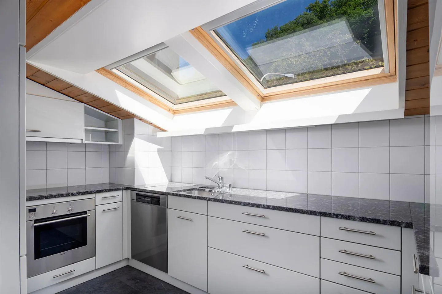 Grosszügige 3½-Zimmer-Dachwohnung mit Wintergarten! - Foto 5 von 14