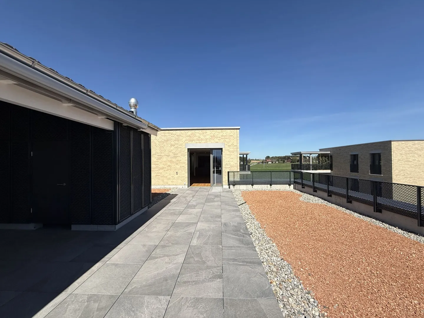 At the top. Completely free. Completely at home - exclusive 3.5-room penthouse apartment in Berg - Photo 8 of 14