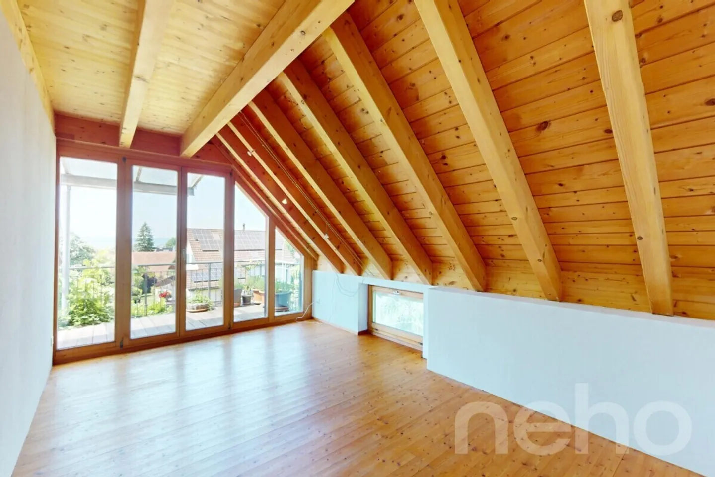 Espace lumineux avec construction durable - Photo 7 sur 13