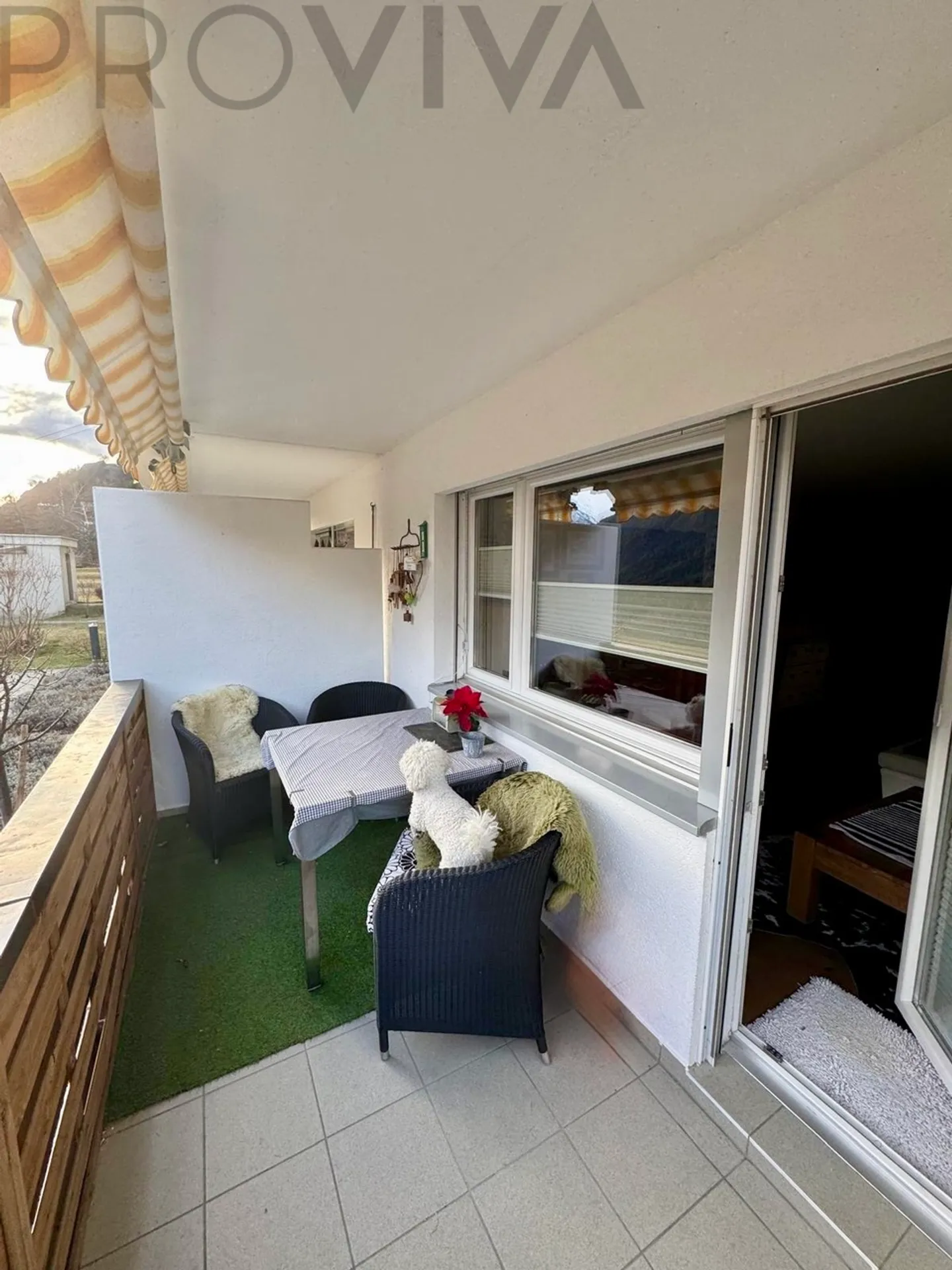 Completely renovated in the most beautiful, sunny location in the Aletsch region - Photo 6 of 8