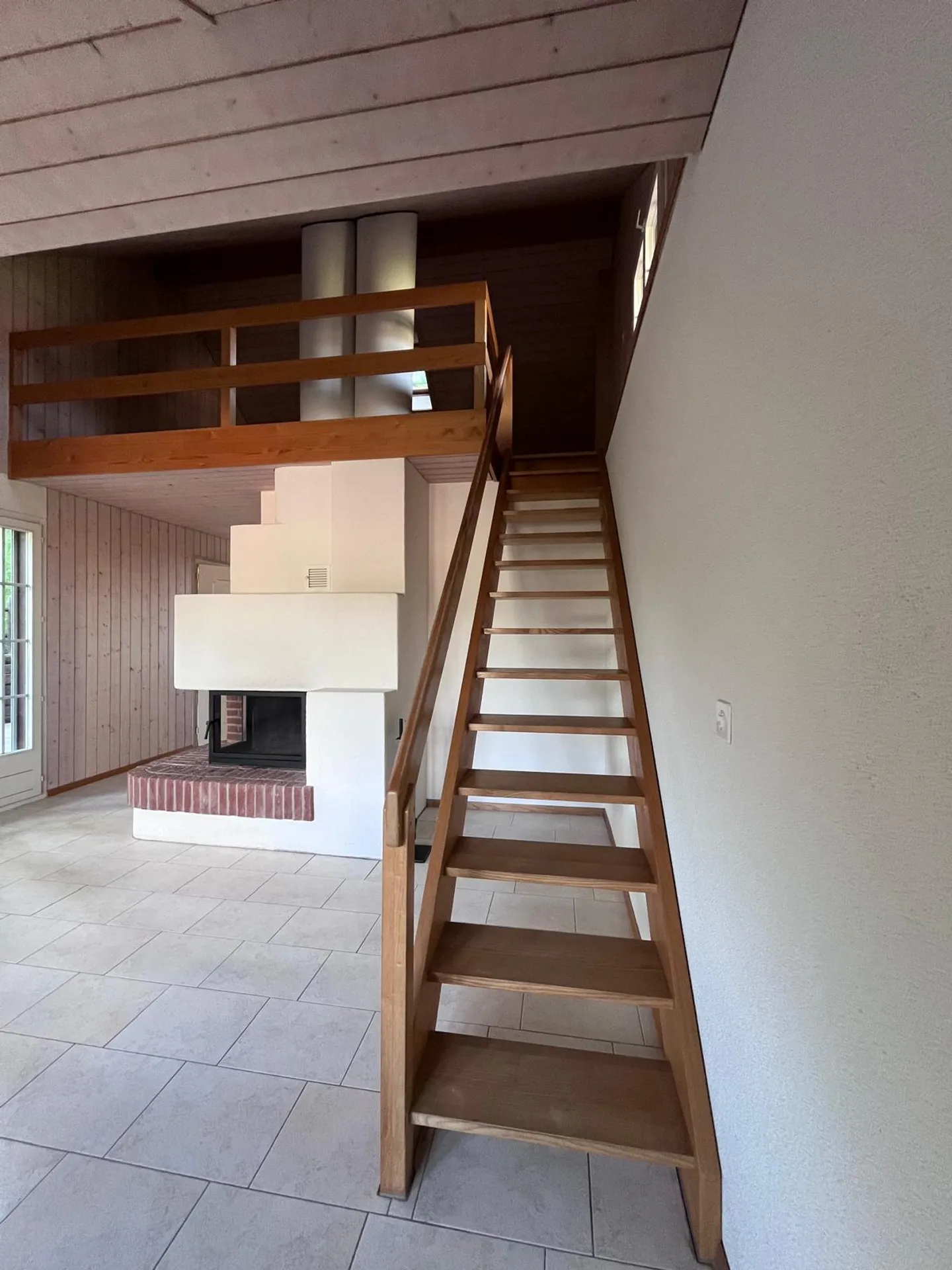 Appartamento 1 1/2 camere con galleria e grande terrazza privata - Foto 3 di 13