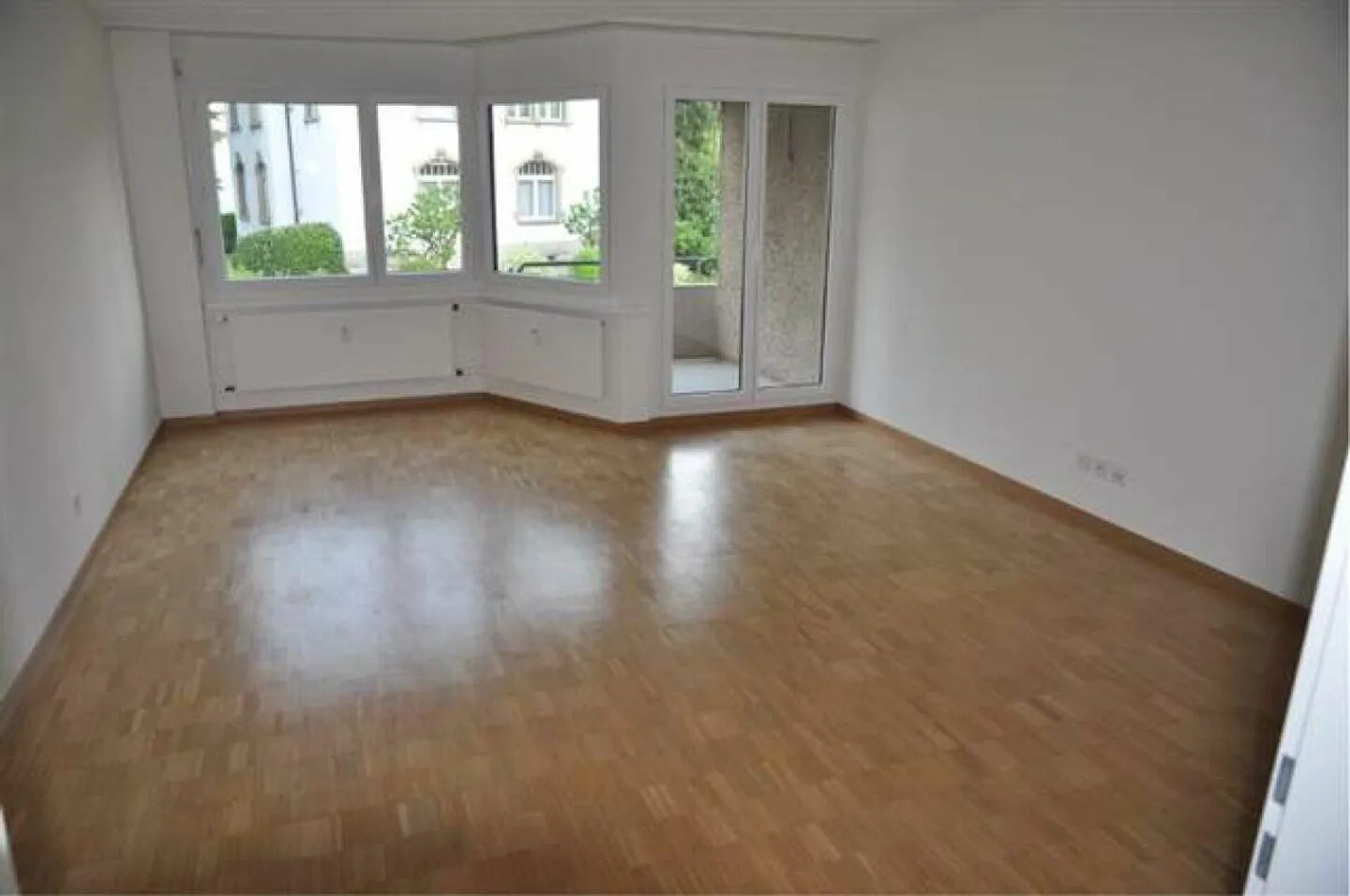 Cozy 1 Room Senior Apartment - Photo 5 of 7