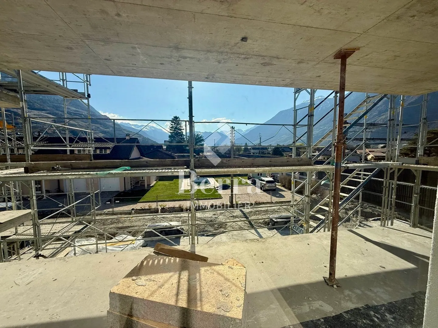 Appartements modernes avec jardins privés - Photo 2 sur 13