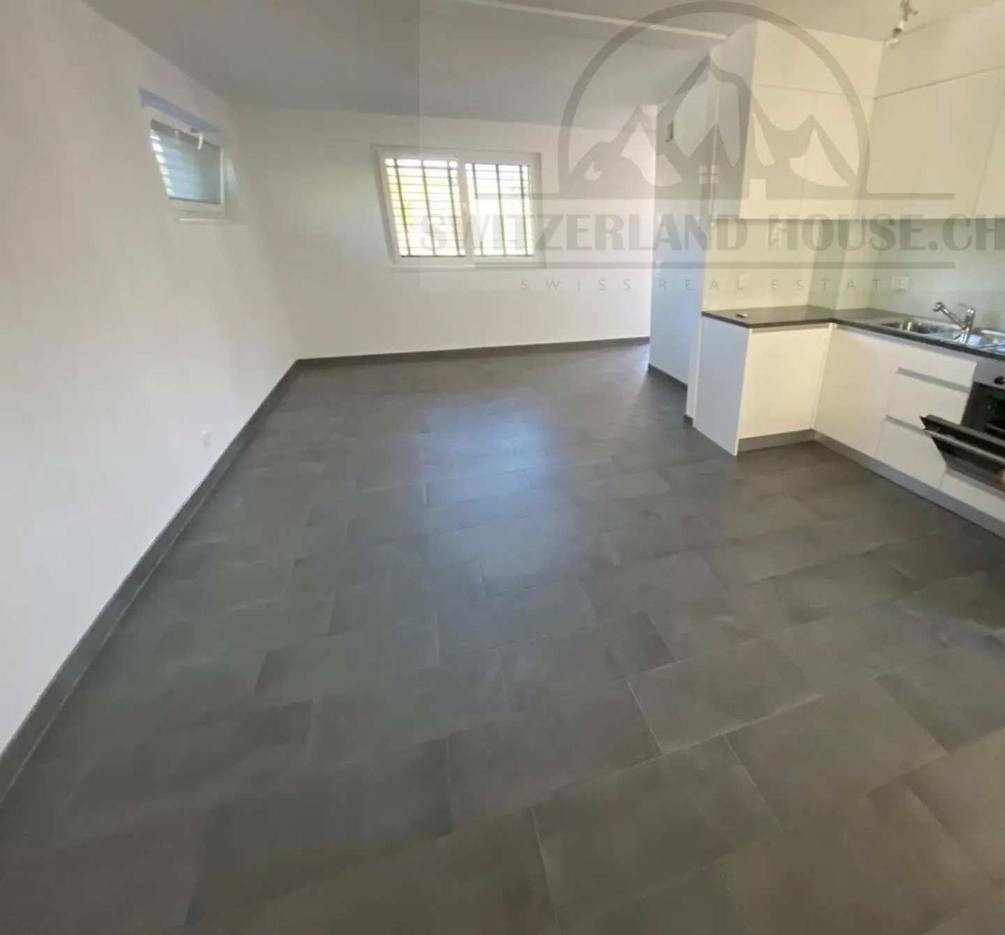 Restaurant with 5 Rental Units - Photo 14 of 17
