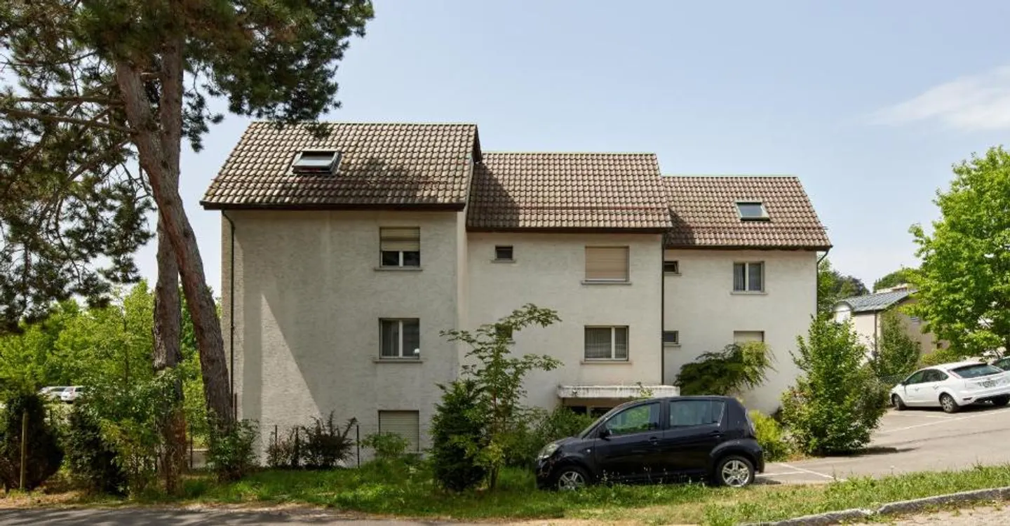 Appartement Charmant dans un Quartier Calme - Photo 3 sur 3