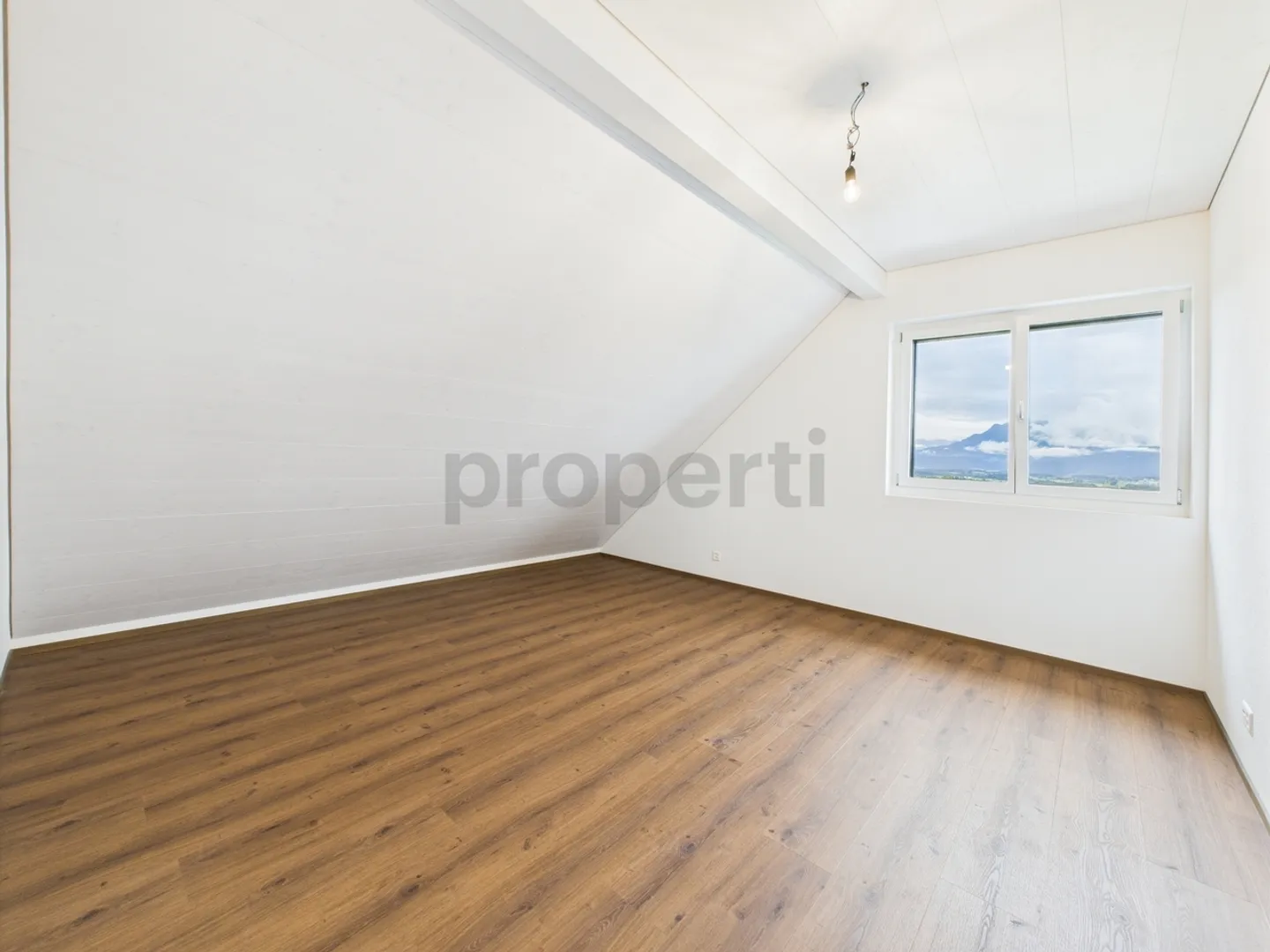 Charmante 6.5-Zimmer Wohnung in Sempach mit Seeblick und Bergsicht - Foto 7 von 12