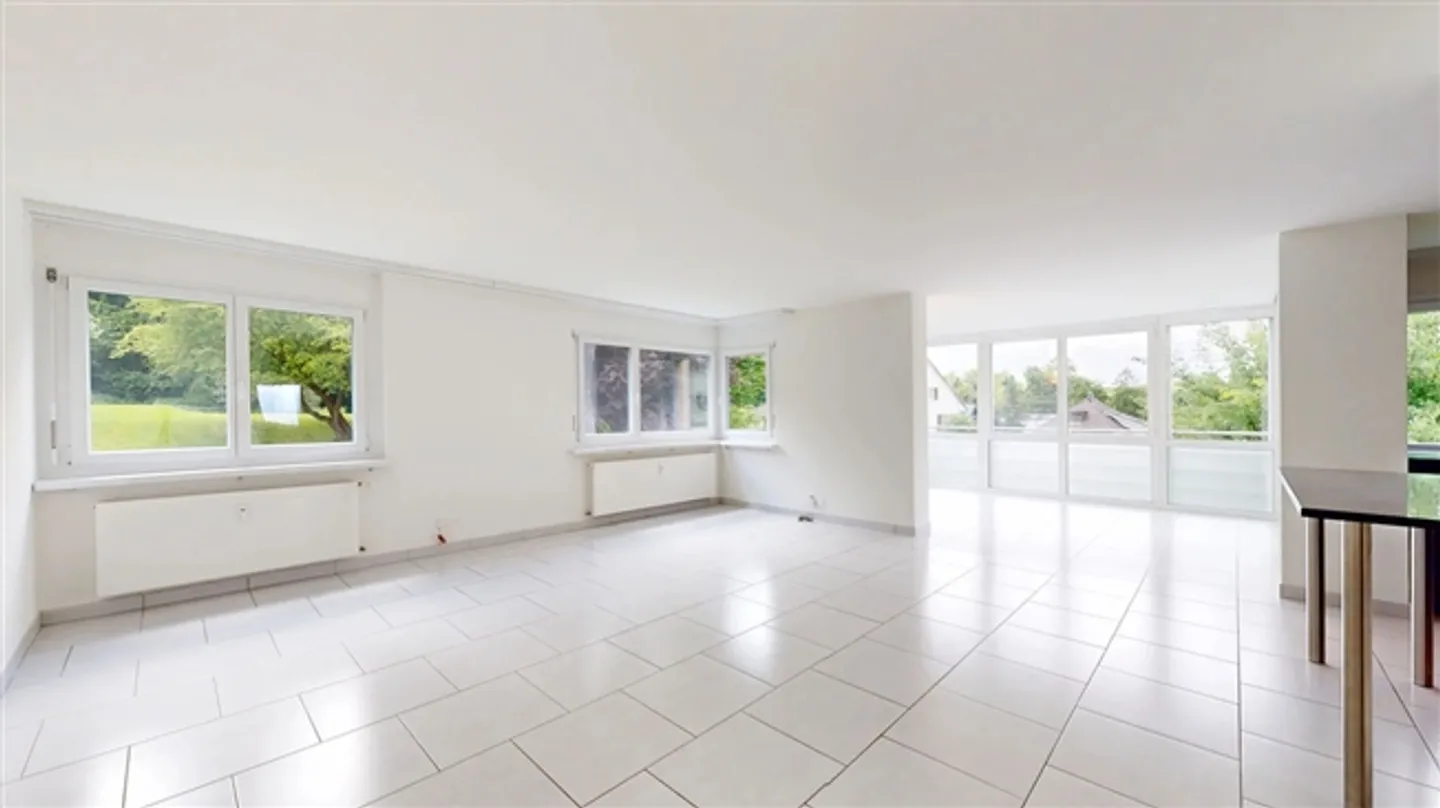 Light-filled 3.5-room apartment with parking space - Photo 4 of 19