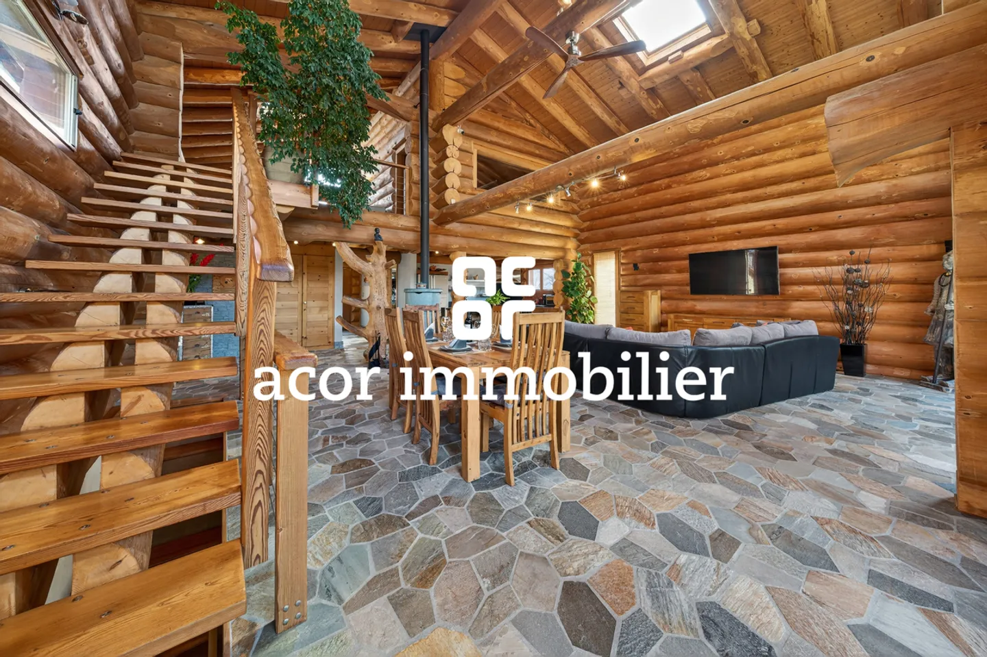 Blockhausvilla im kanadischen Chalet-Stil - Foto 5 von 11