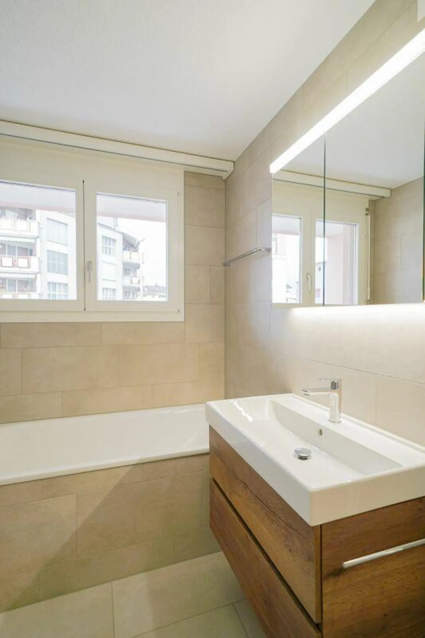 Appartement moderne à Stansstad - Photo 4 sur 13