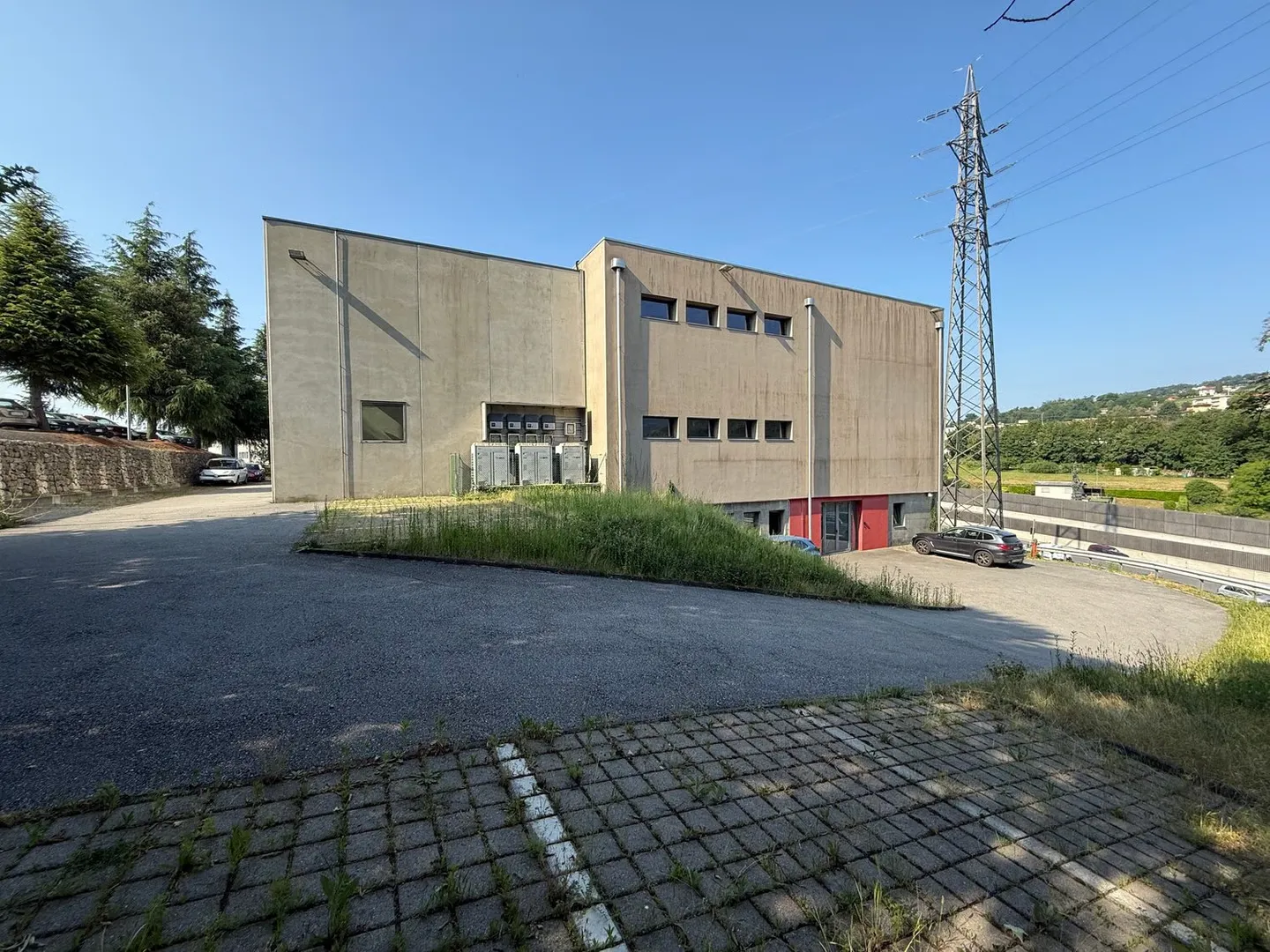 Mendrisio nous louons un grand bâtiment commercial/artisanal avec restaurant - Photo 14 sur 17