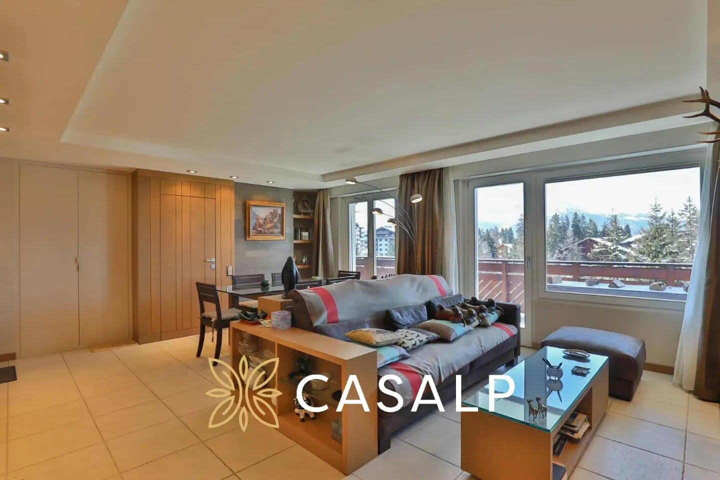 Spazioso appartamento di 3.5 locali nel centro di Crans - Foto 3 di 13